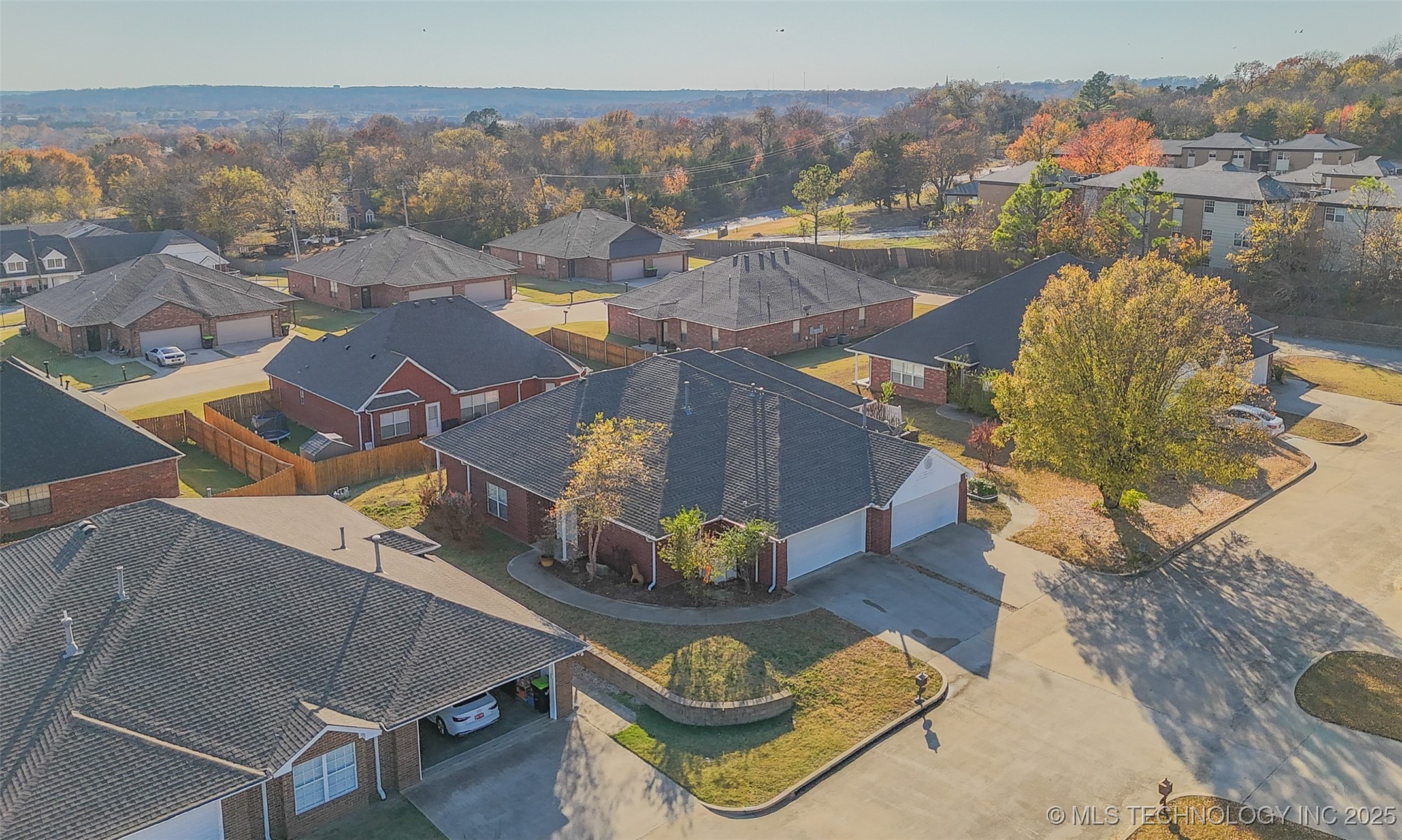 1205 Legacy Drive Property Photo 39
