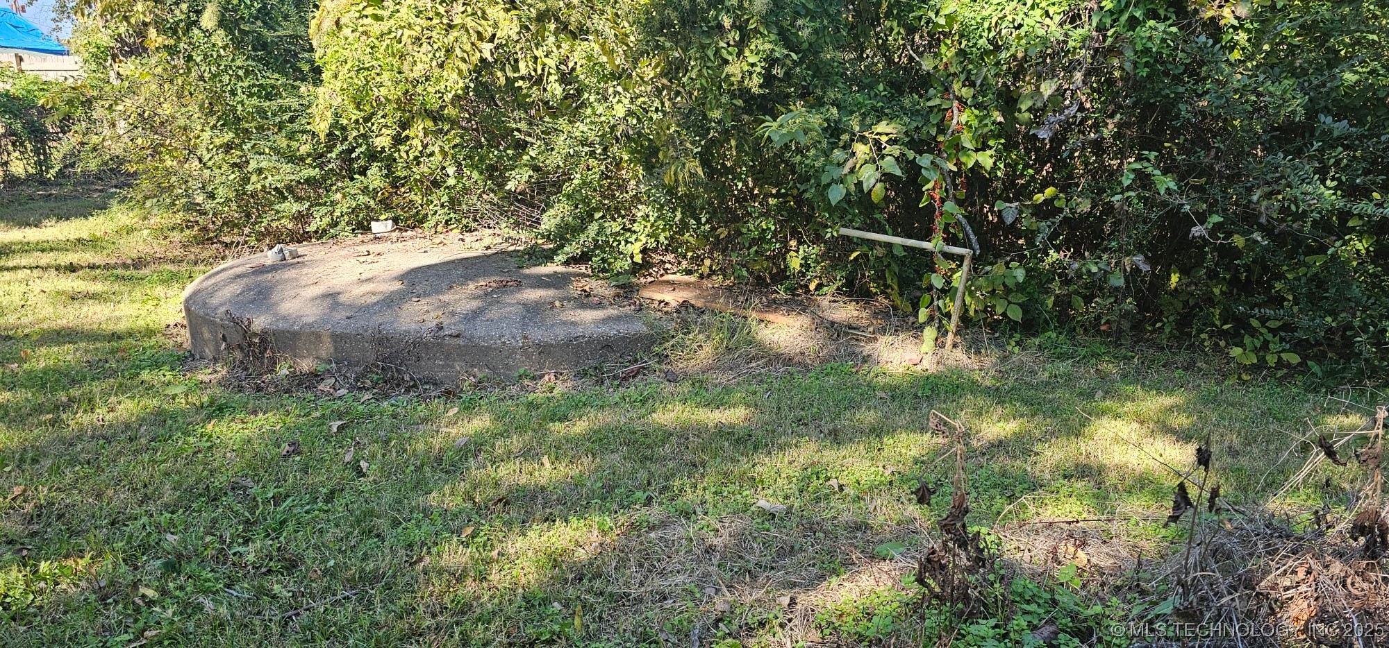 111 N Holly Street Property Photo 9