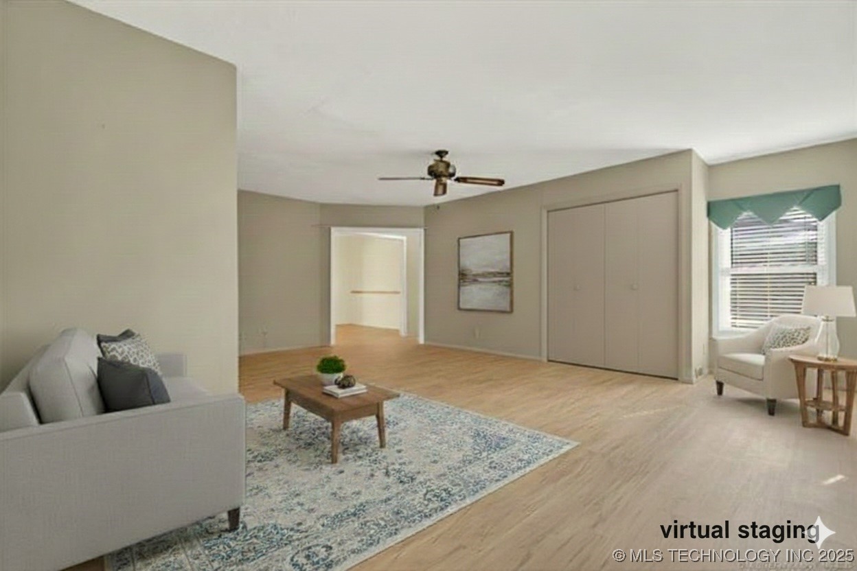 241 Ne Myers Avenue Property Photo 14