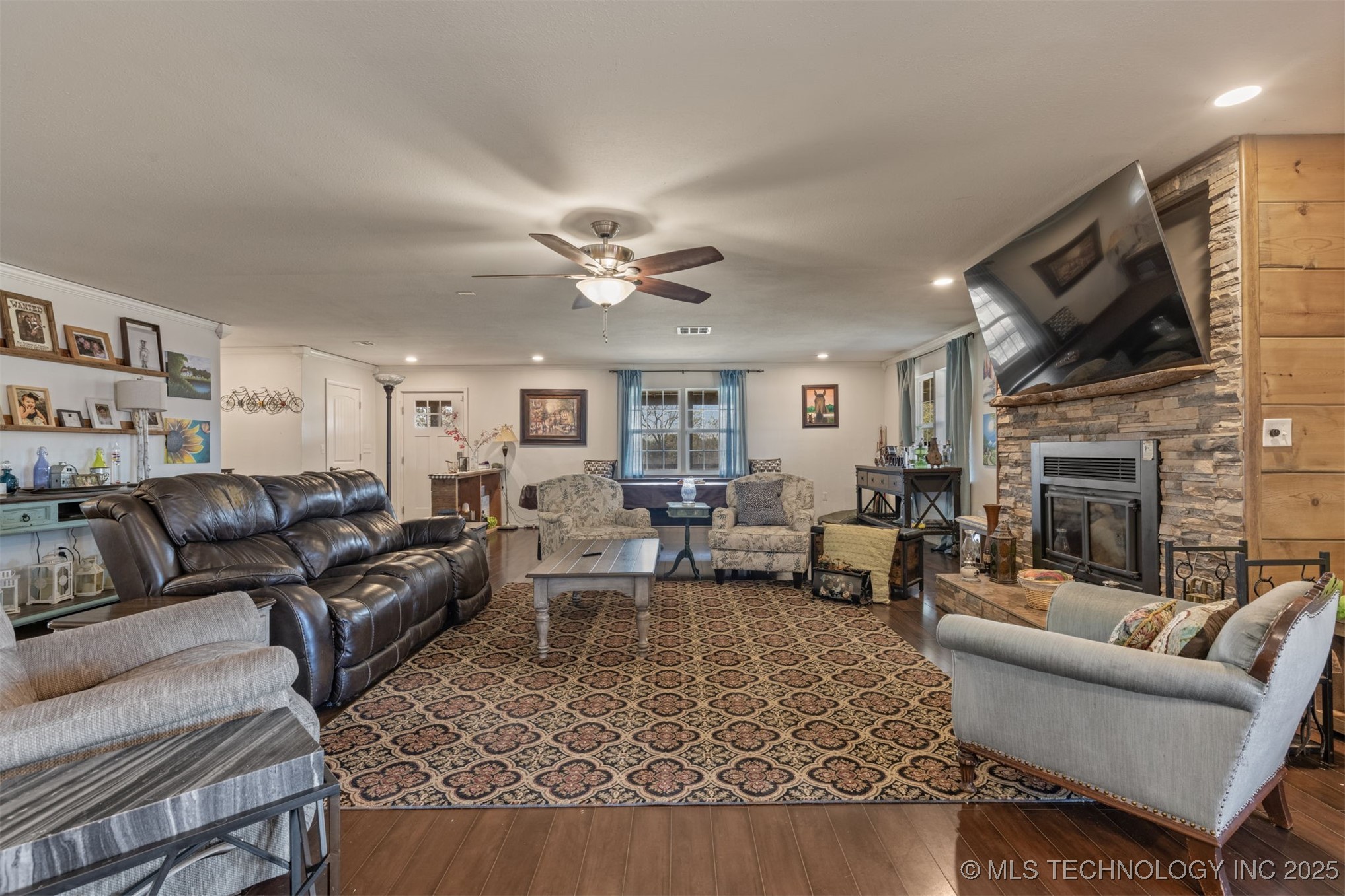 15391 S 413th East Avenue Property Photo 9