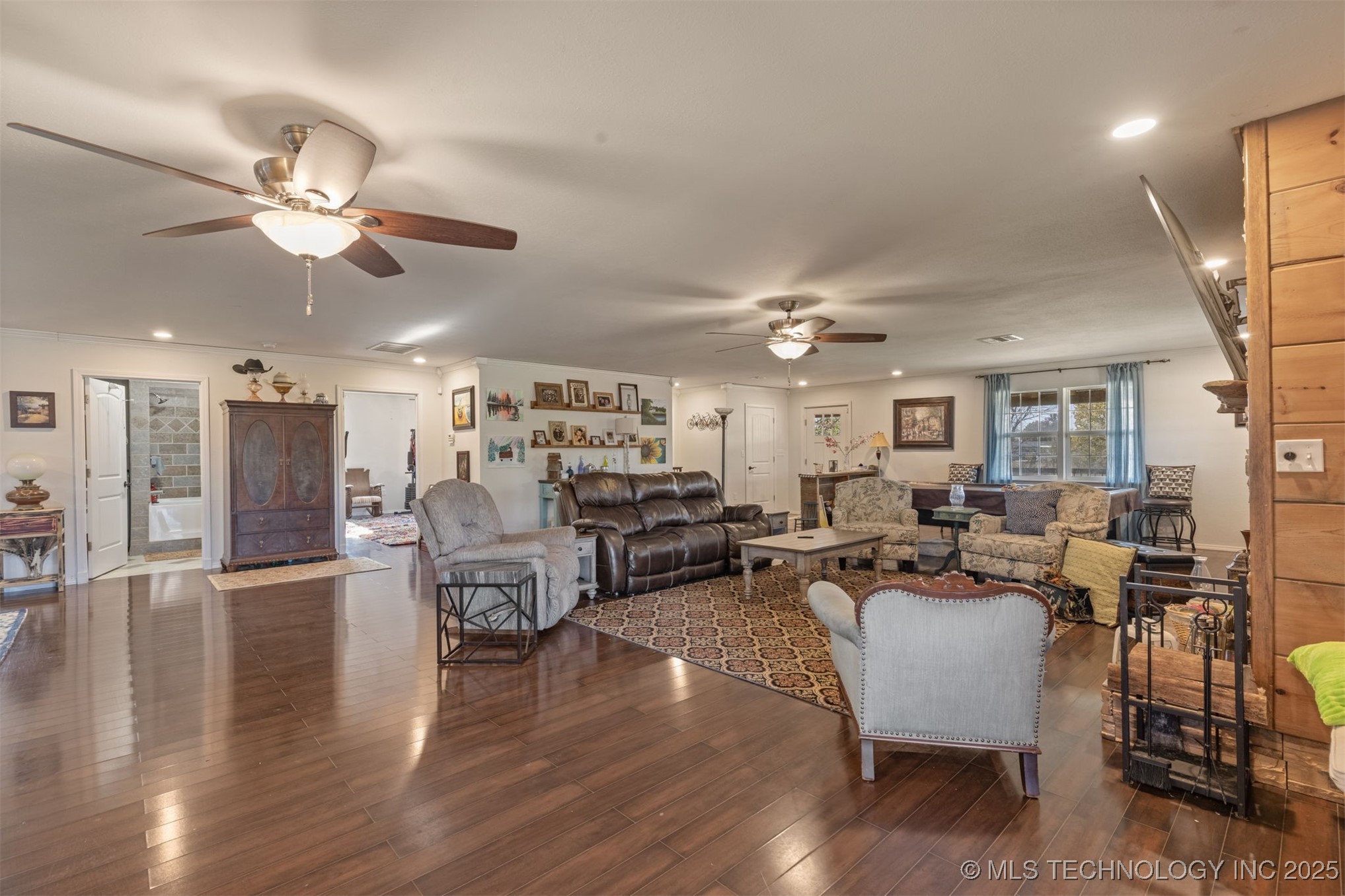 15391 S 413th East Avenue Property Photo 10