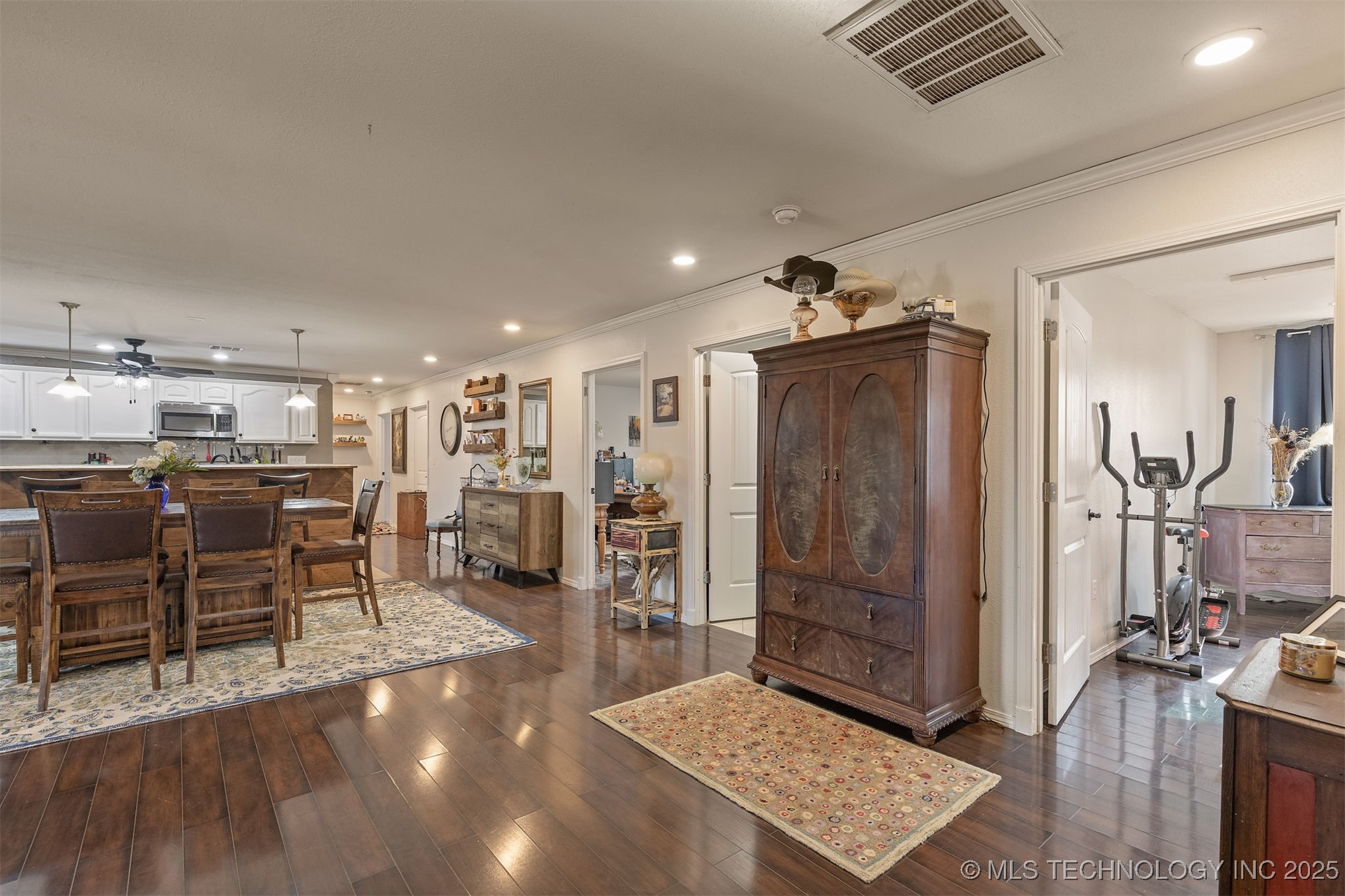 15391 S 413th East Avenue Property Photo 12