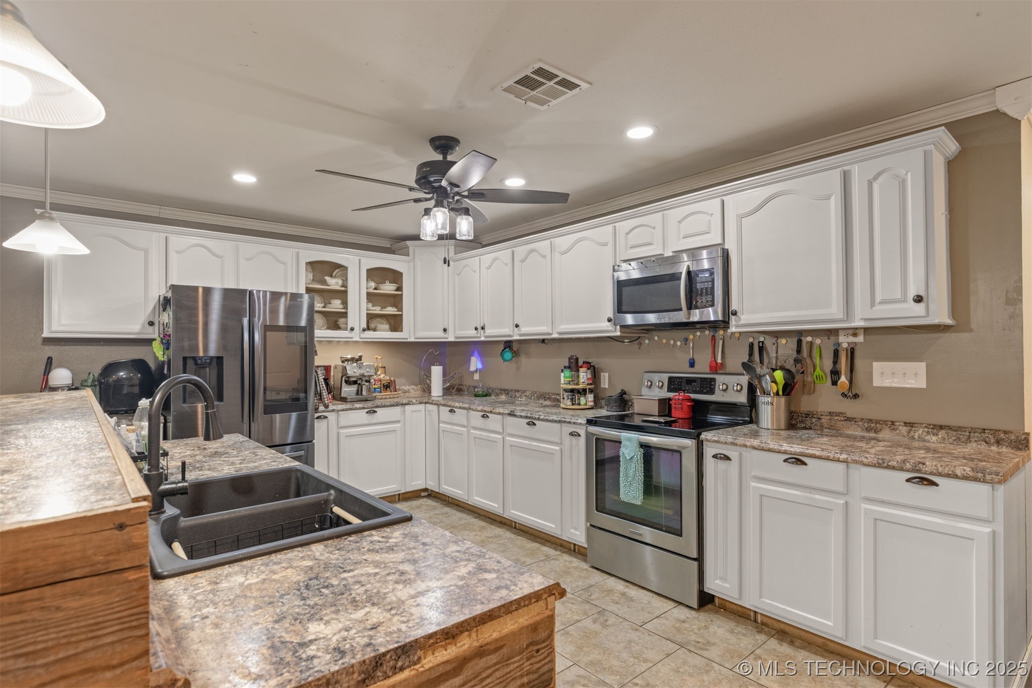 15391 S 413th East Avenue Property Photo 20