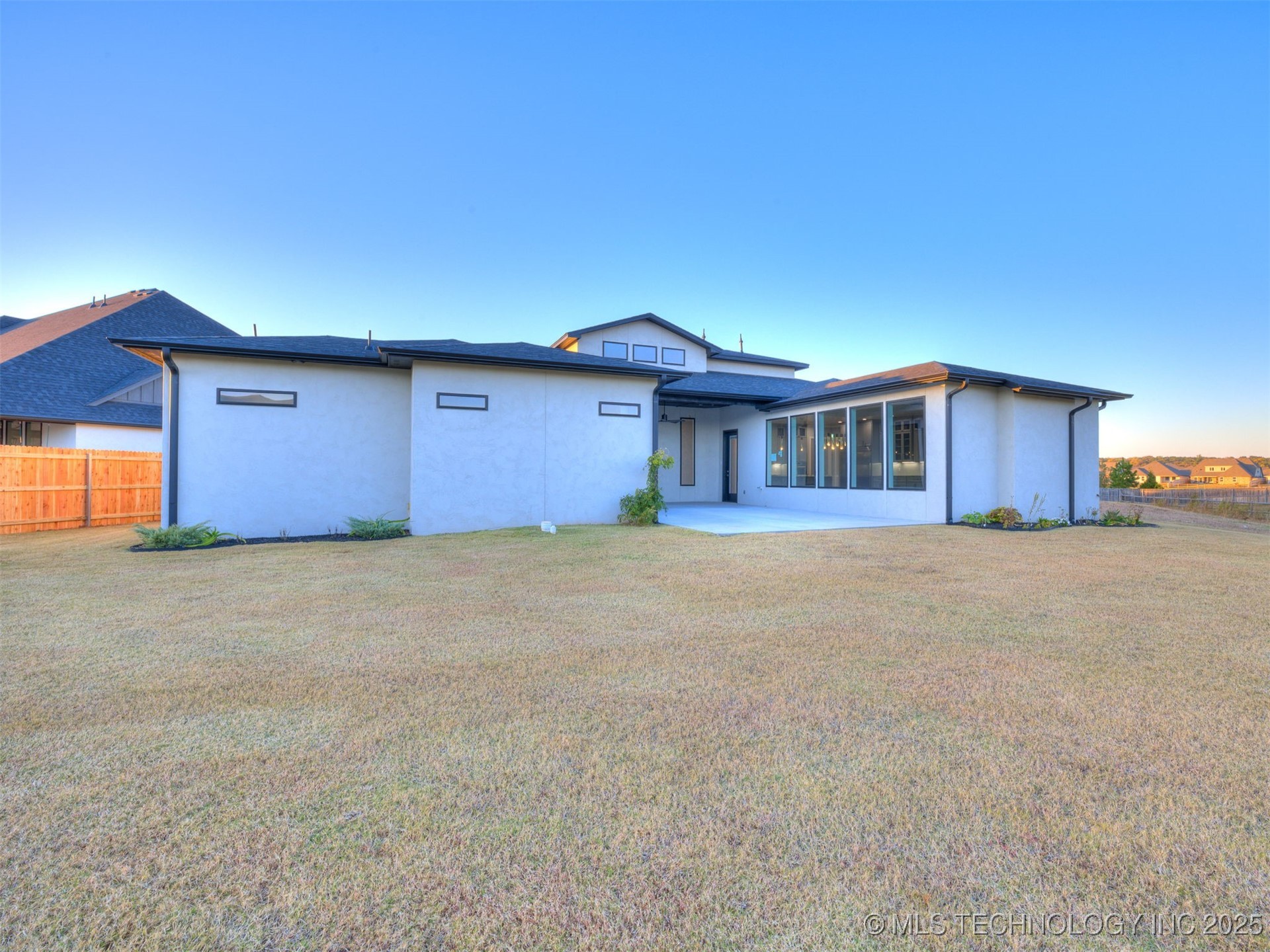 5908 E 126th Street S Property Photo 7