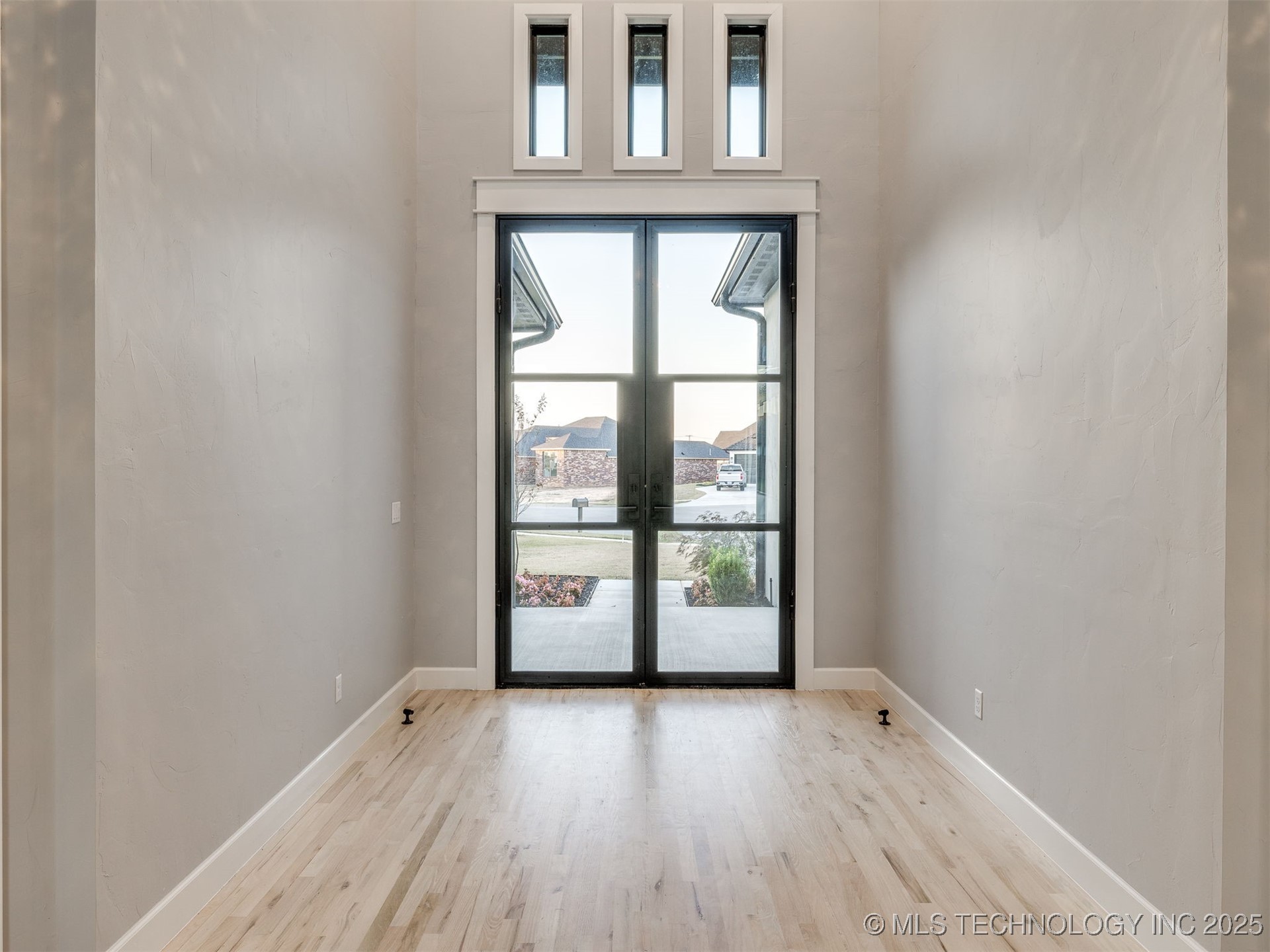 5908 E 126th Street S Property Photo 9