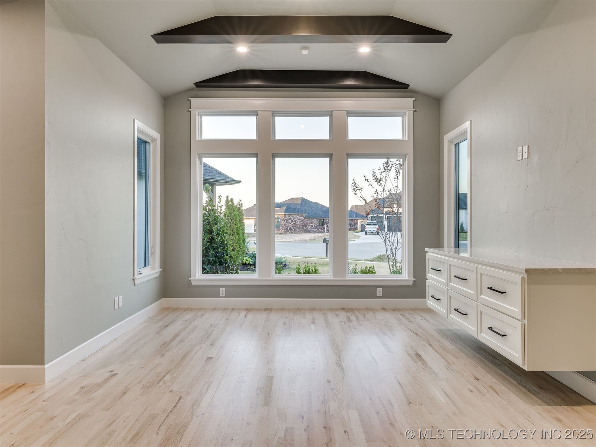 5908 E 126th Street S Property Photo 14