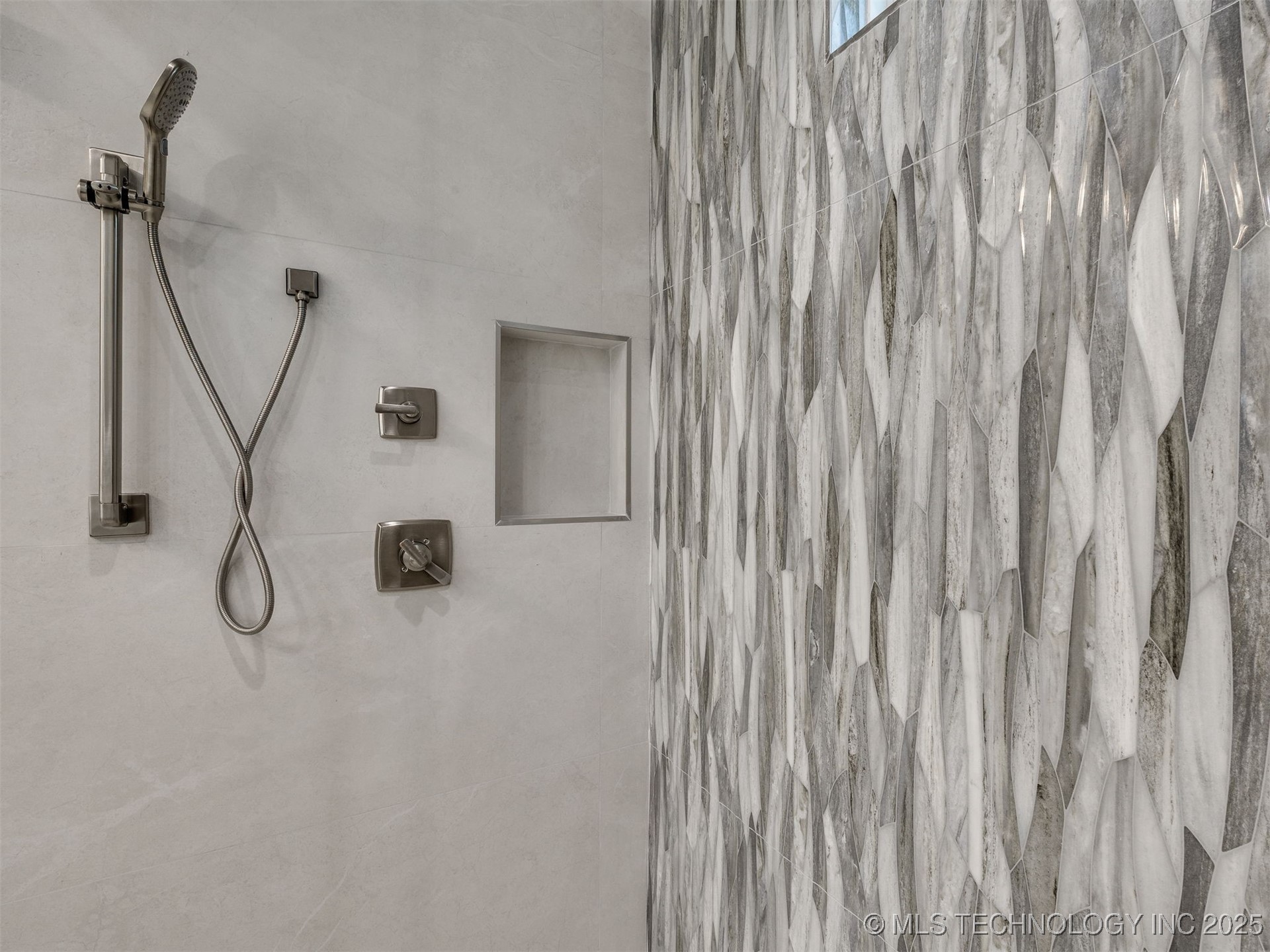 5908 E 126th Street S Property Photo 25