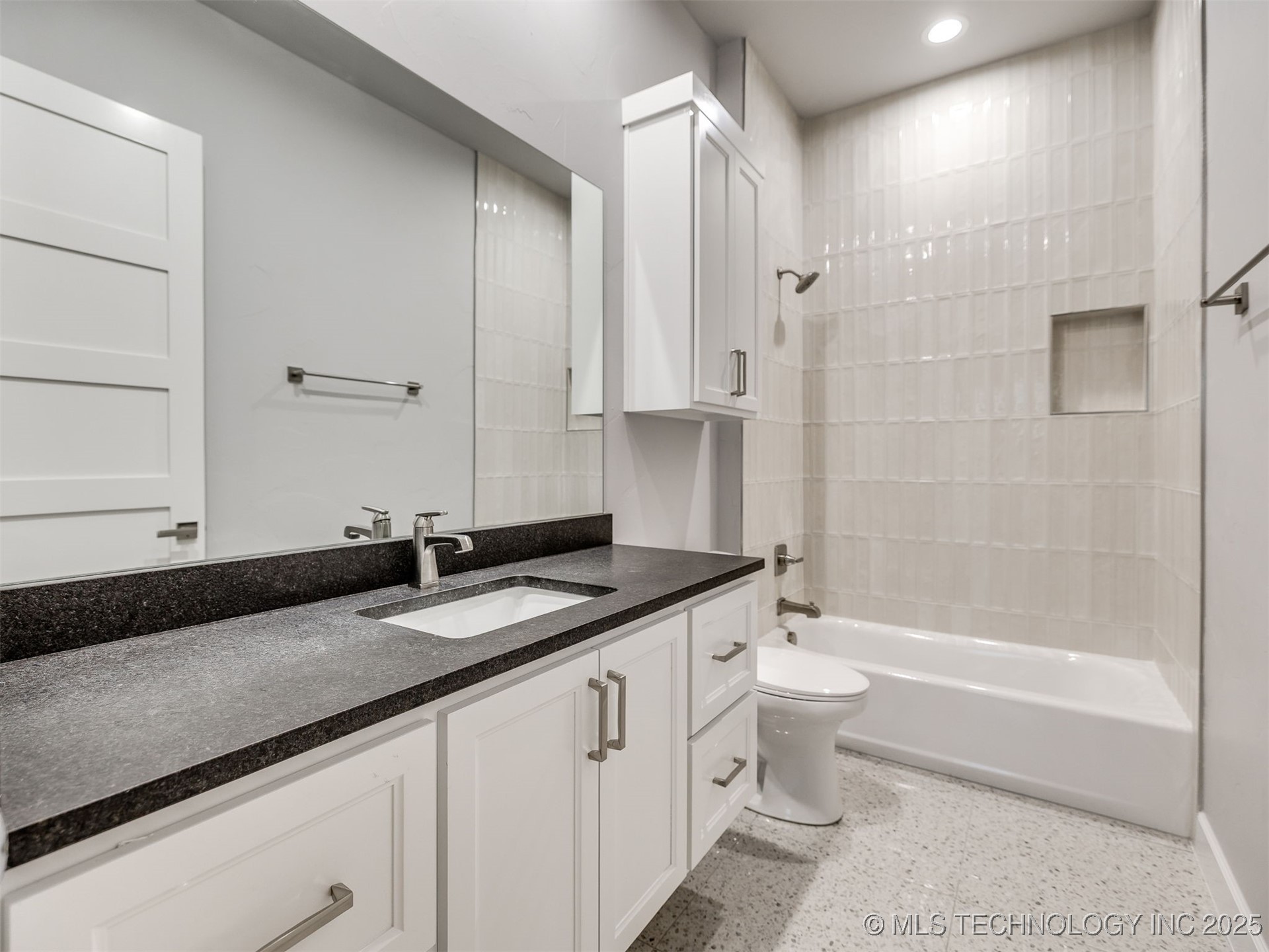 5908 E 126th Street S Property Photo 58