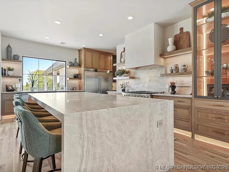 15419 S 27th East Avenue Property Photo 13