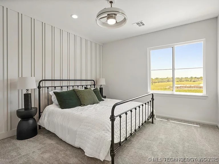 15419 S 27th East Avenue Property Photo 34