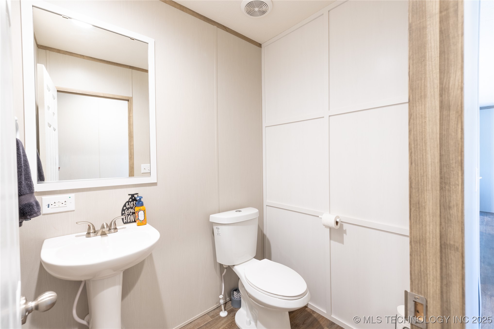 35068 Ew 1390 Road Property Photo 32