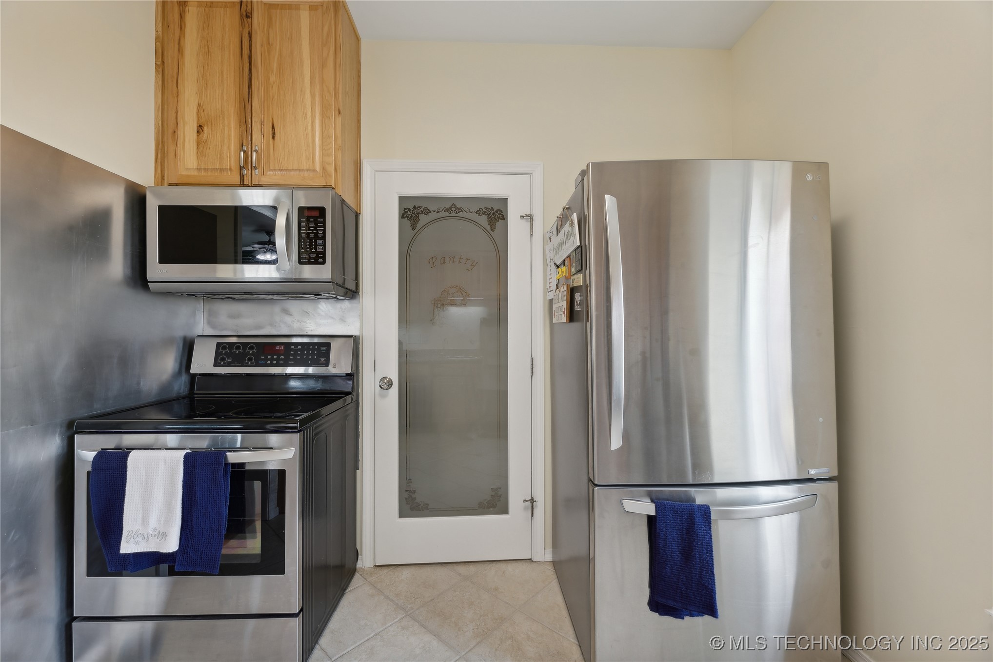 16550 S Elwood Avenue Property Photo 11