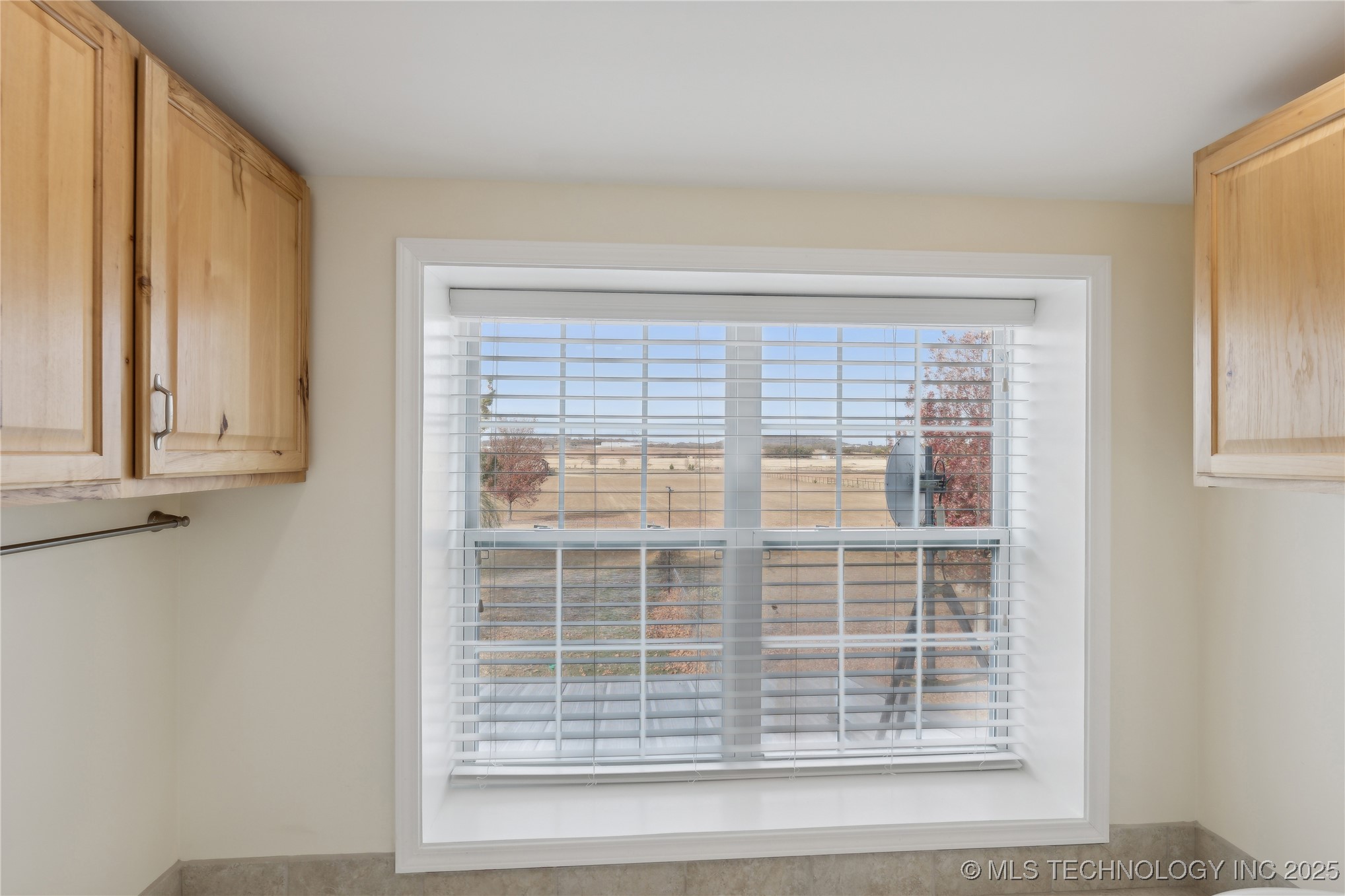 16550 S Elwood Avenue Property Photo 20