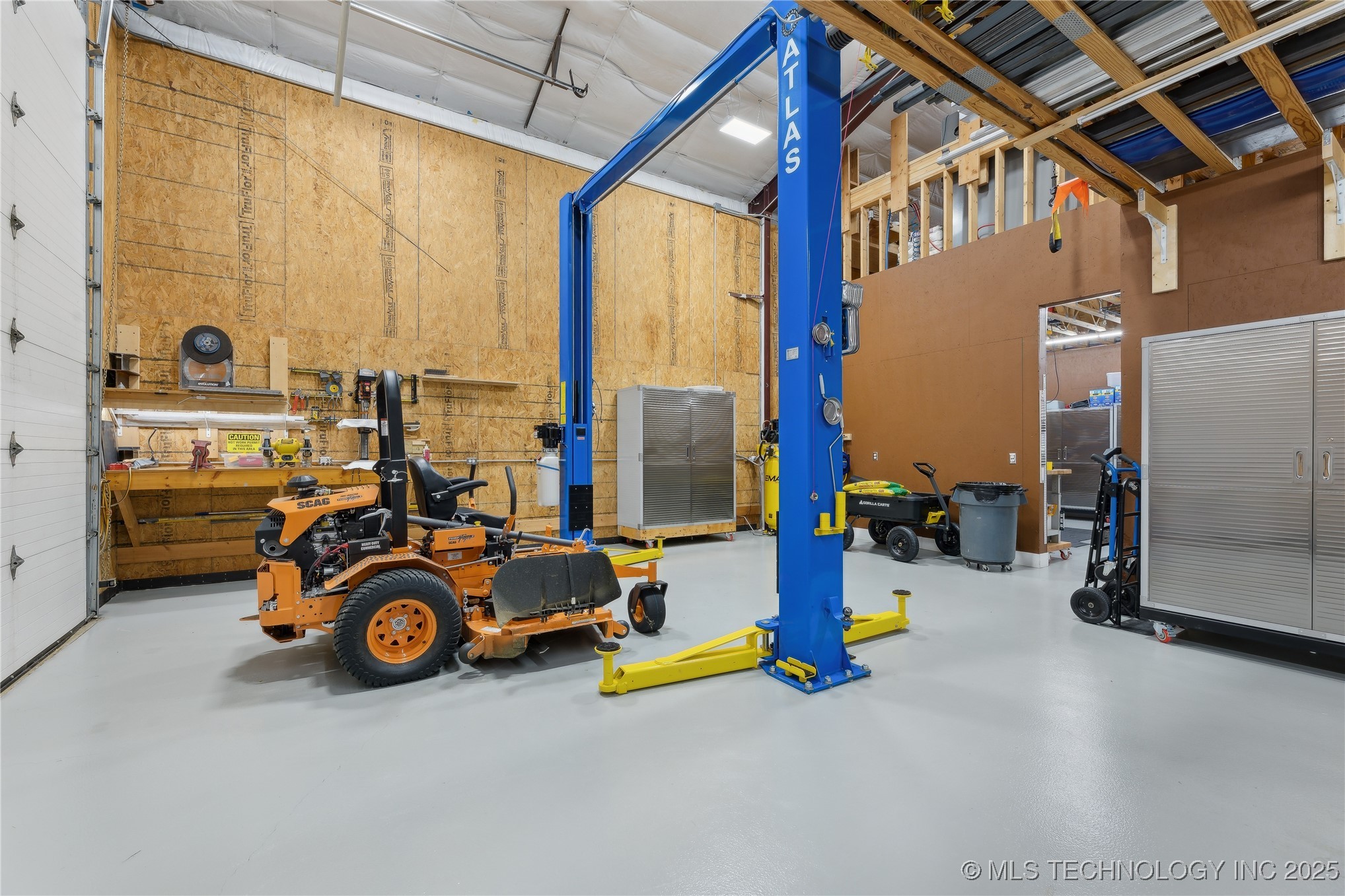 16550 S Elwood Avenue Property Photo 25