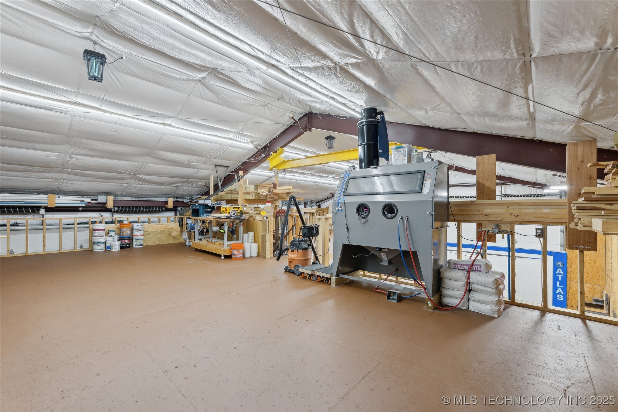 16550 S Elwood Avenue Property Photo 28