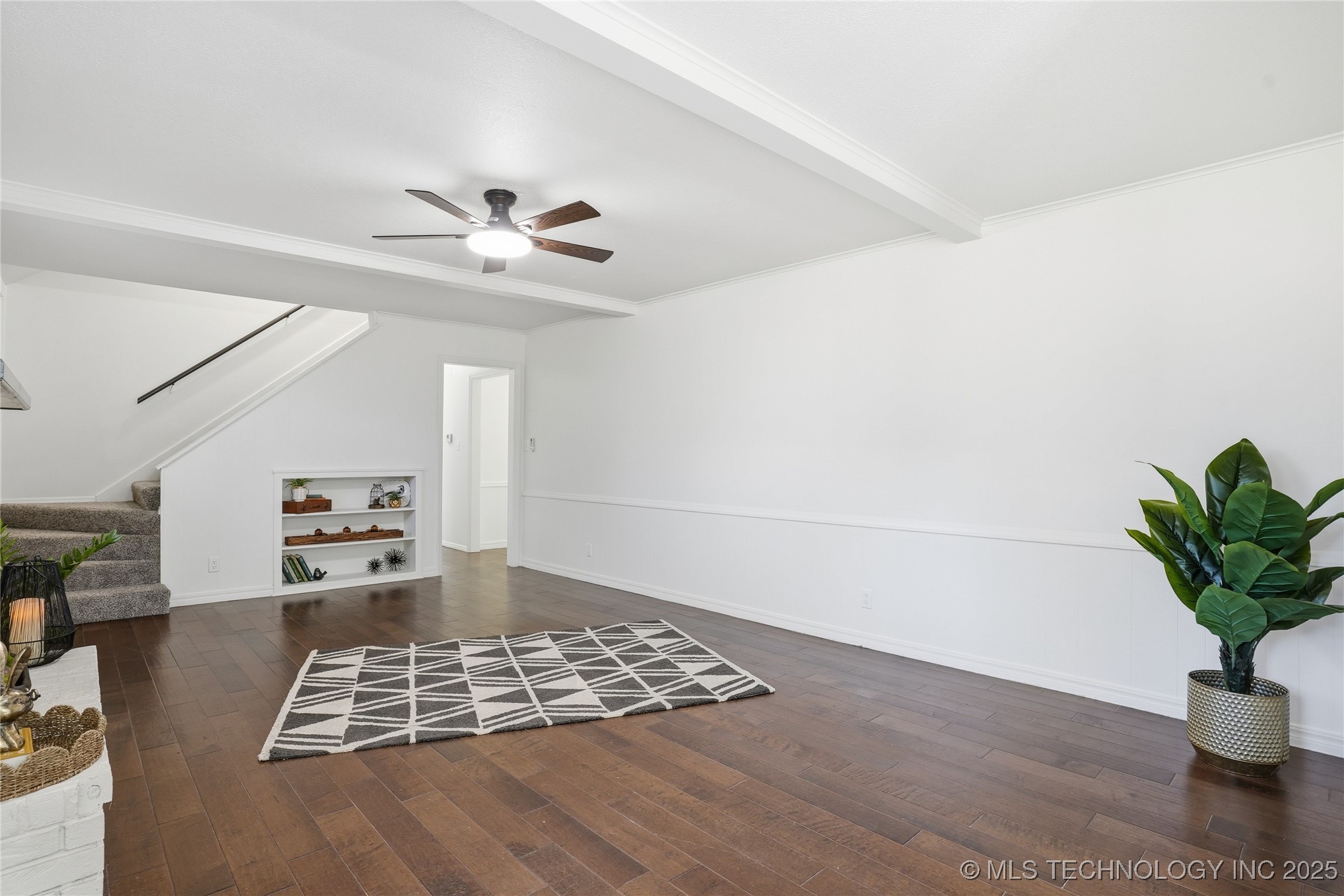 9615 E 27th Street Property Photo 17