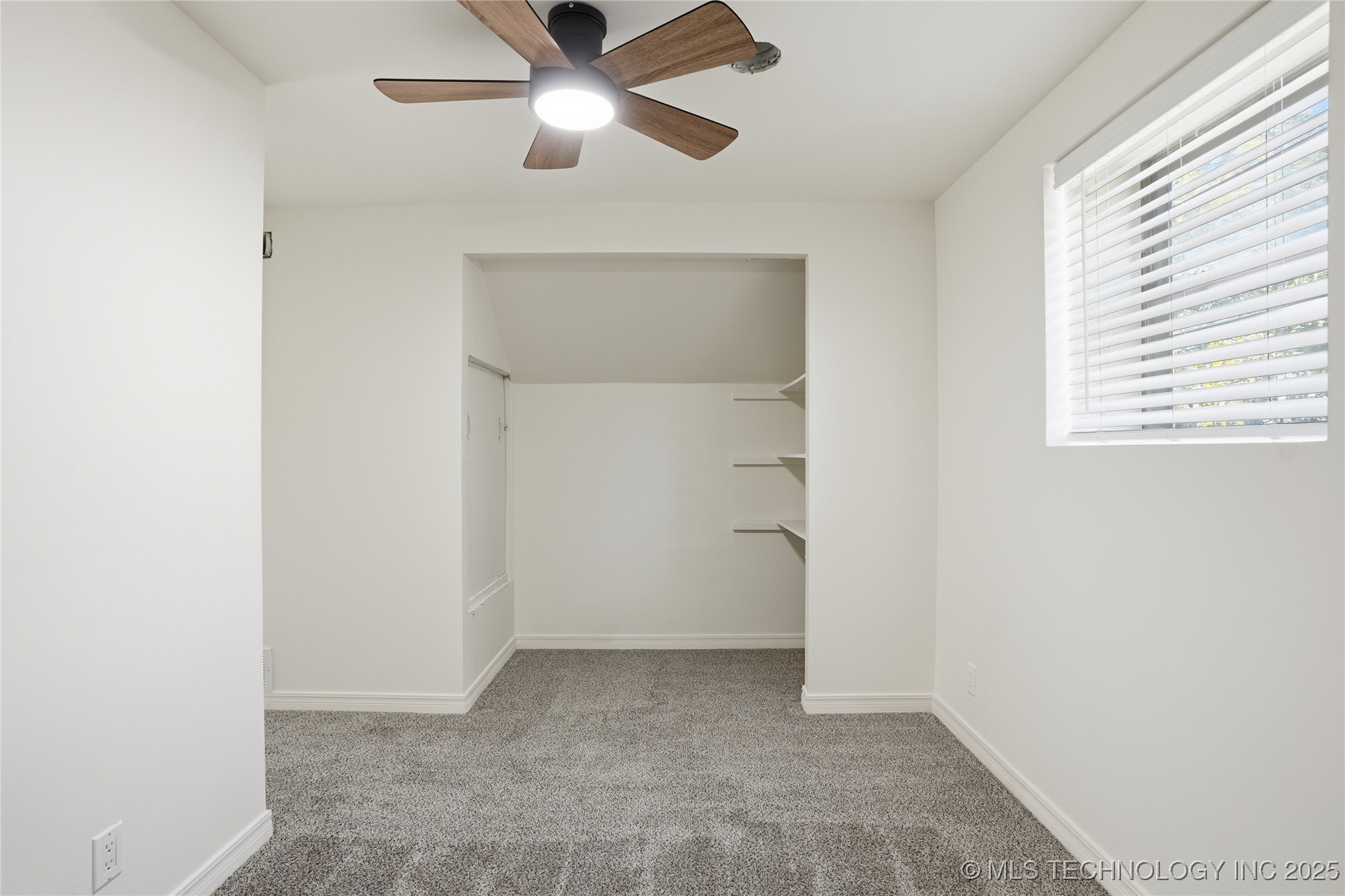 9615 E 27th Street Property Photo 27