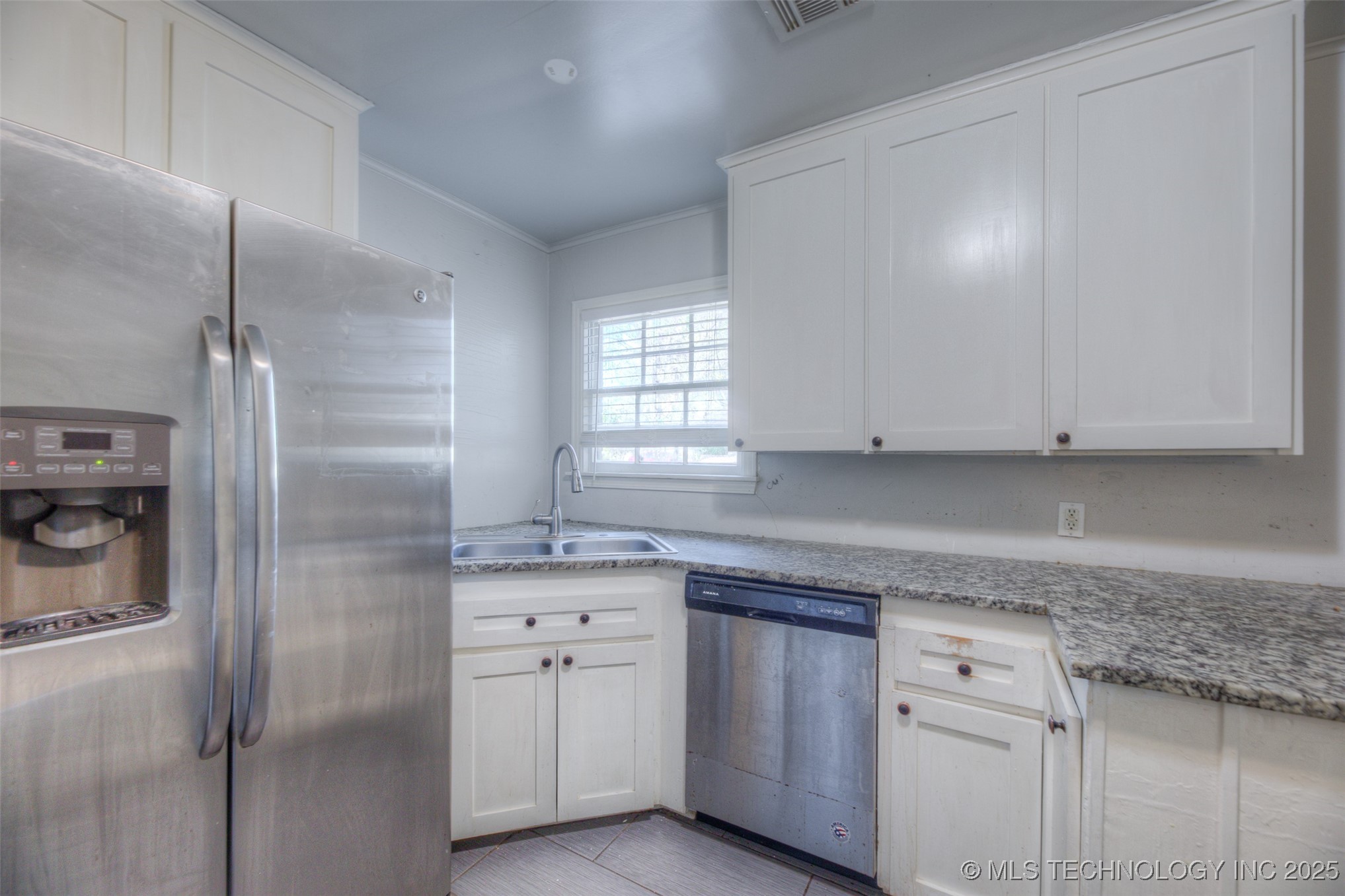 5922 E 4th Terrace Street Property Photo 11