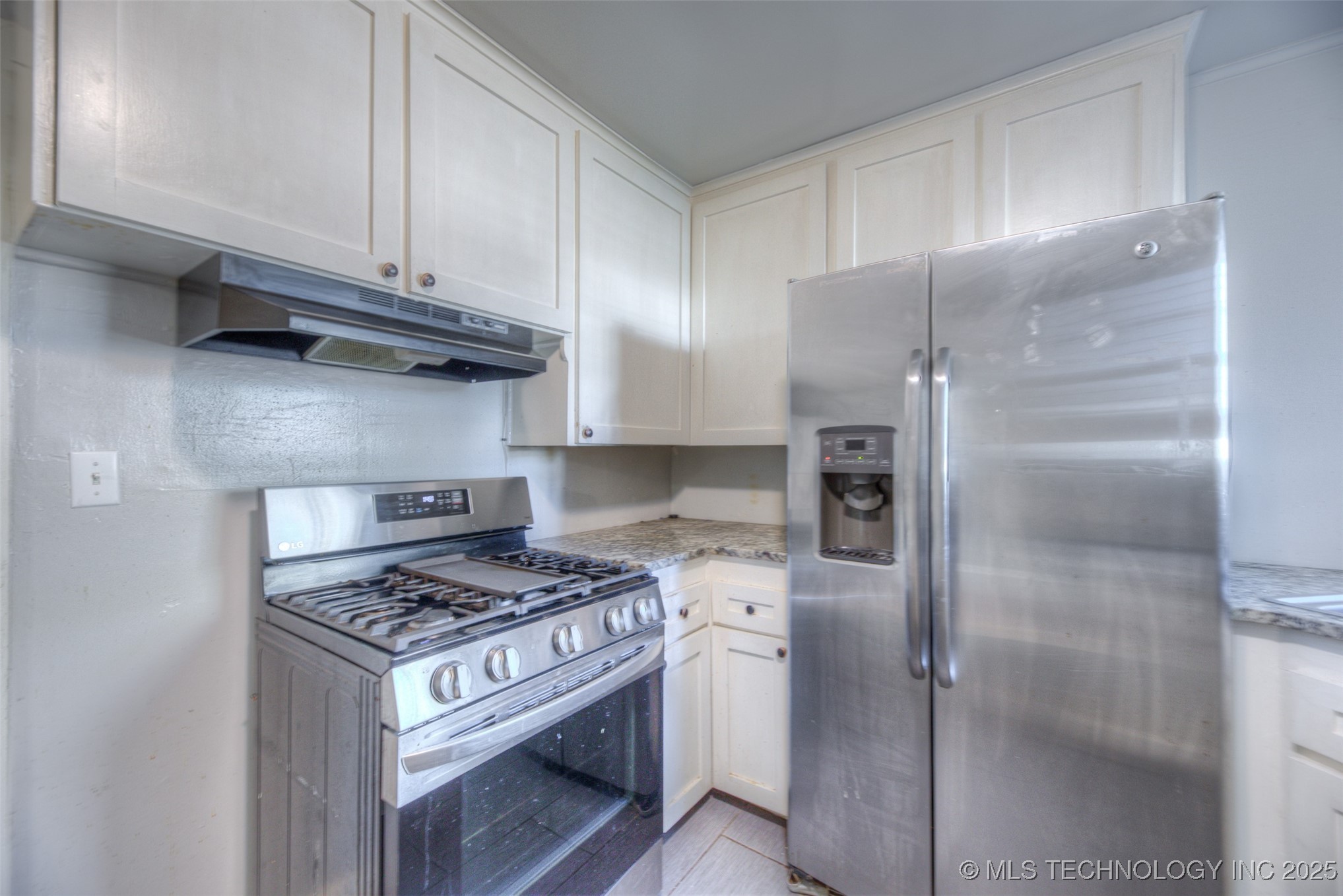 5922 E 4th Terrace Street Property Photo 12