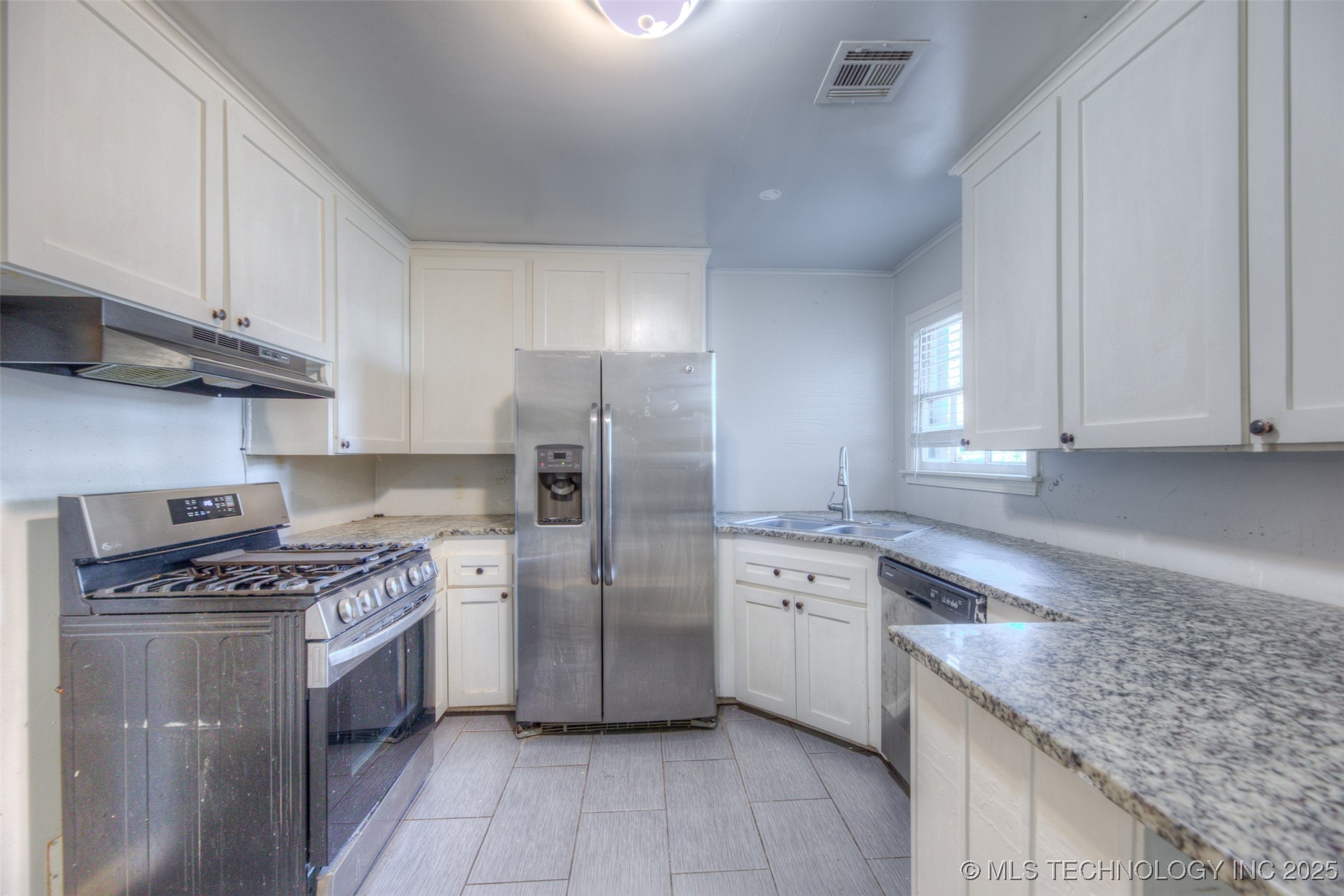 5922 E 4th Terrace Street Property Photo 13