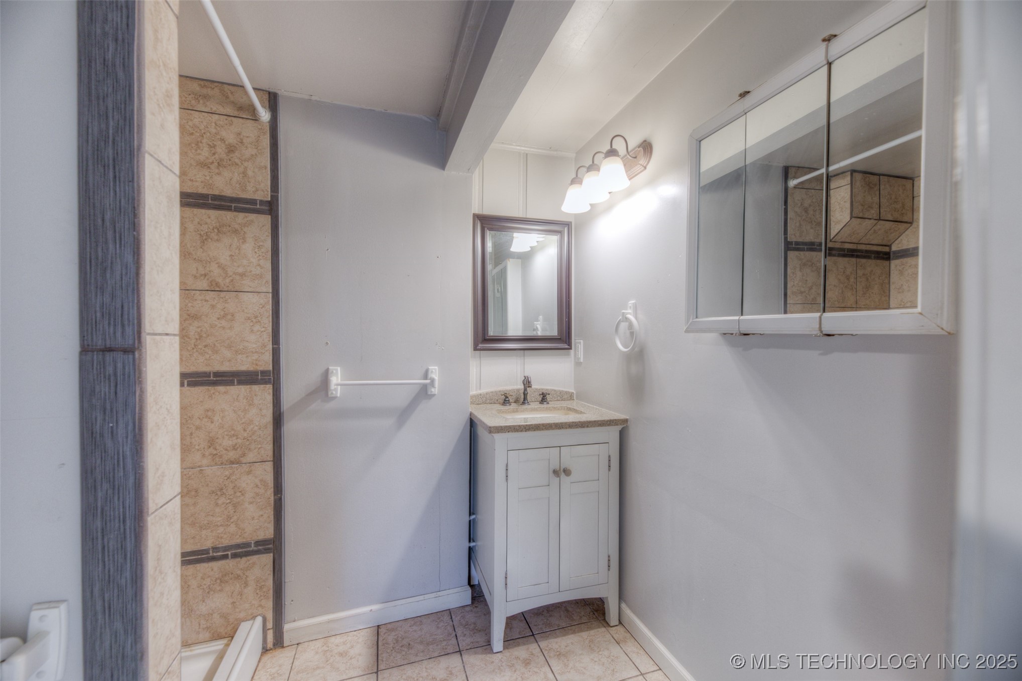 5922 E 4th Terrace Street Property Photo 23