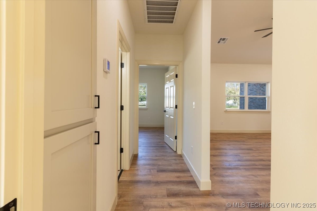 400 Vine Street Property Photo 23