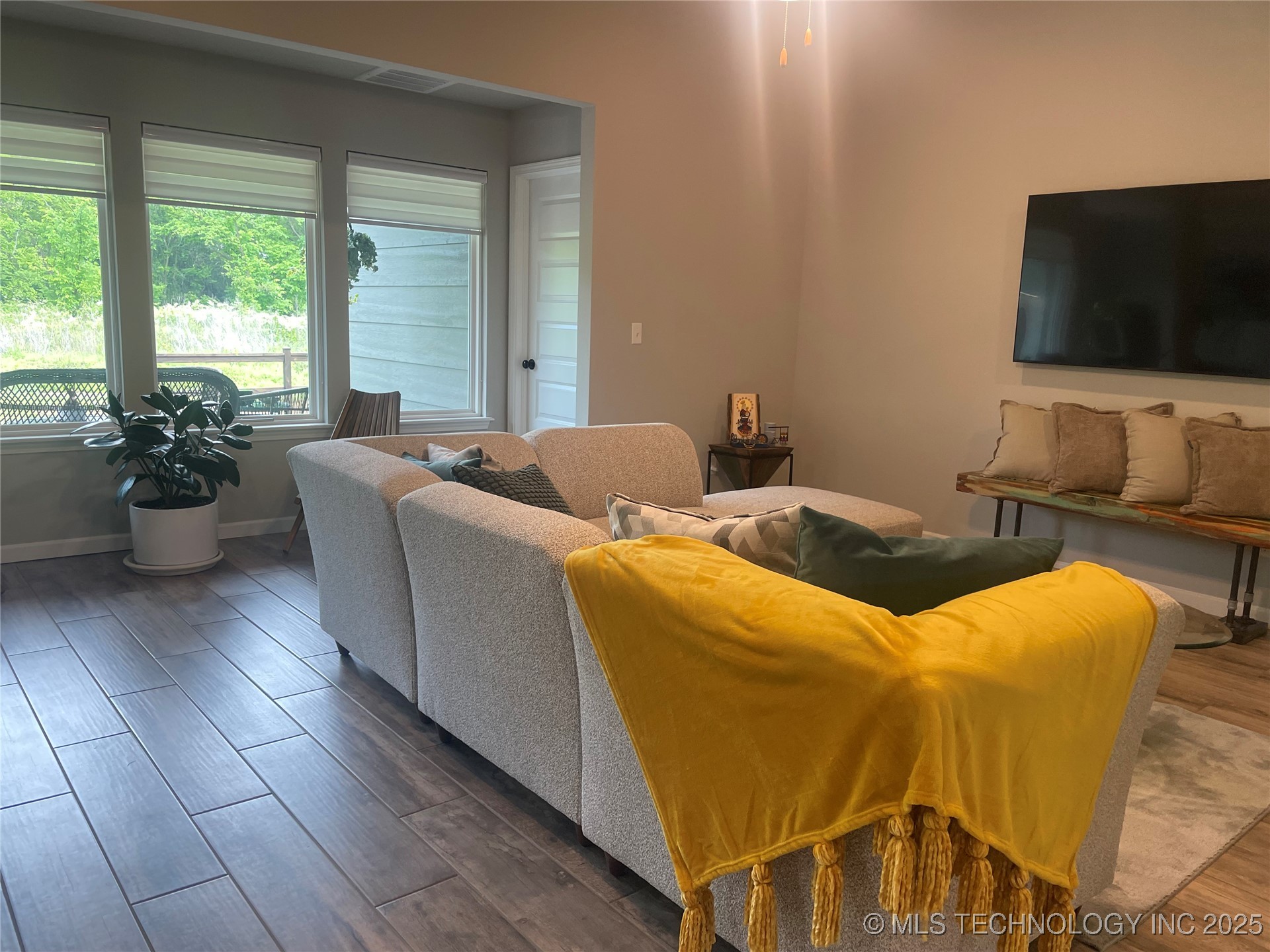 3721 N 39th Street Property Photo 6