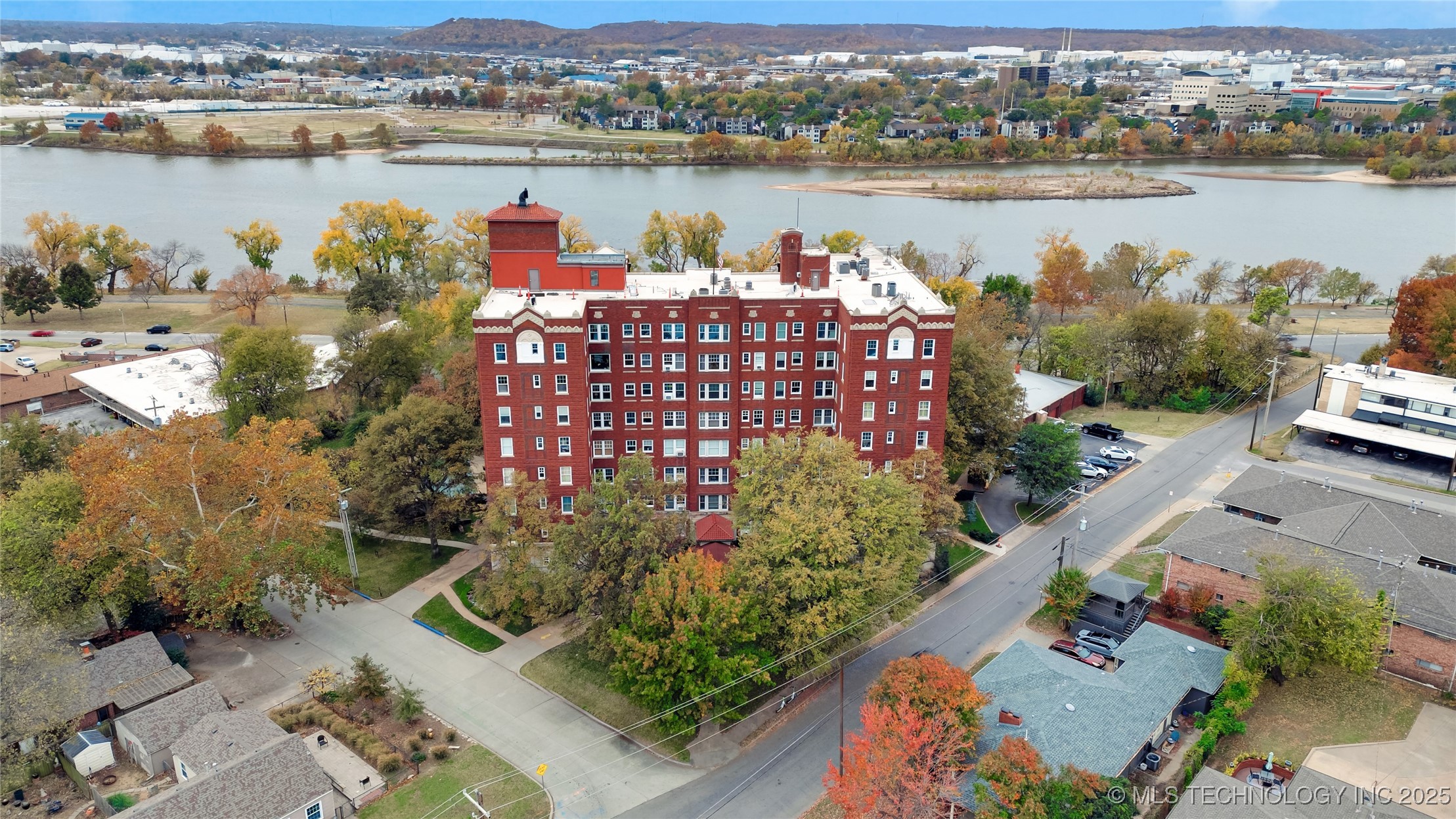 1500 S Frisco Avenue 2d Property Photo 24