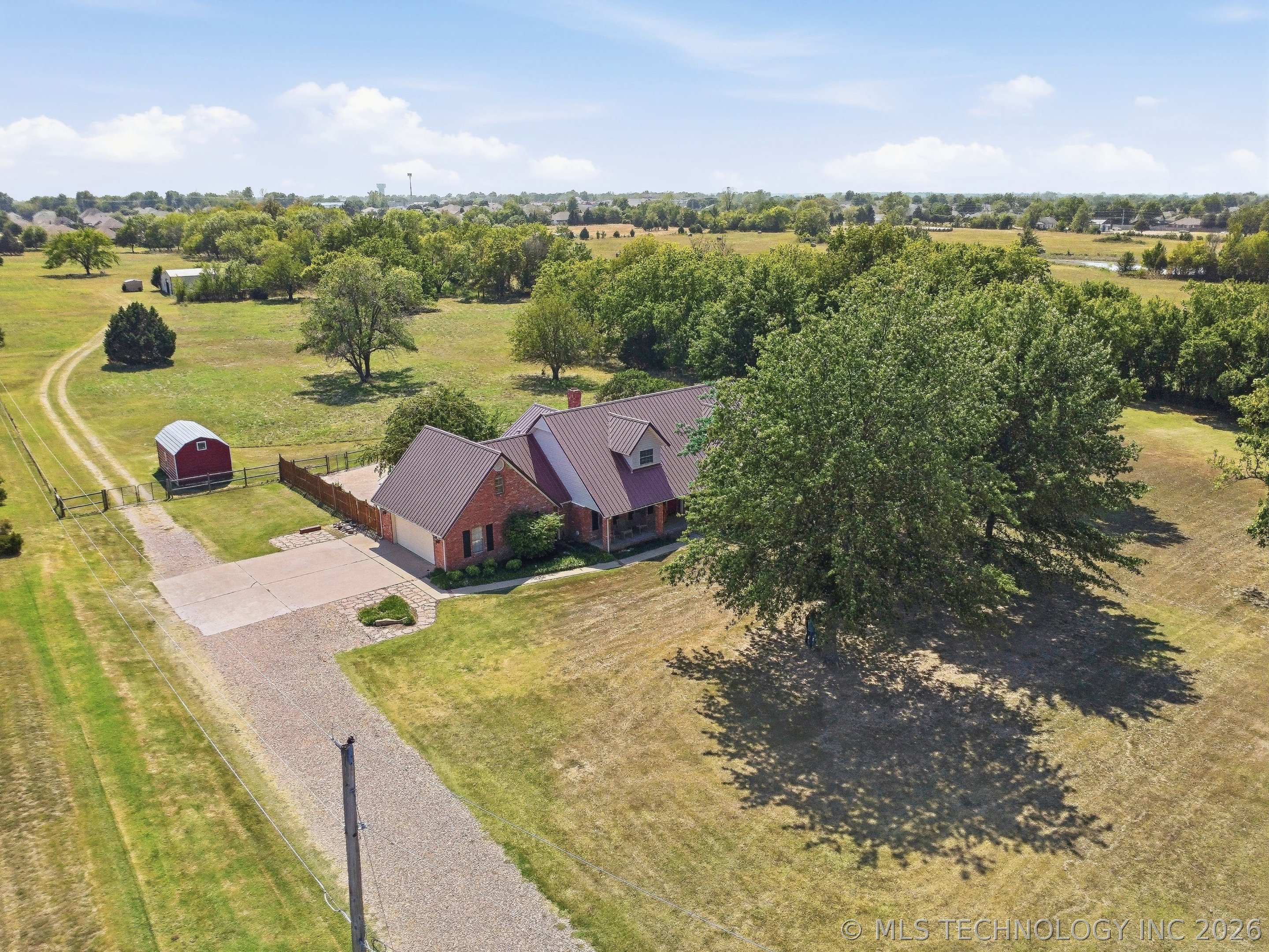 11712 E 121st Street North Property Photo 5