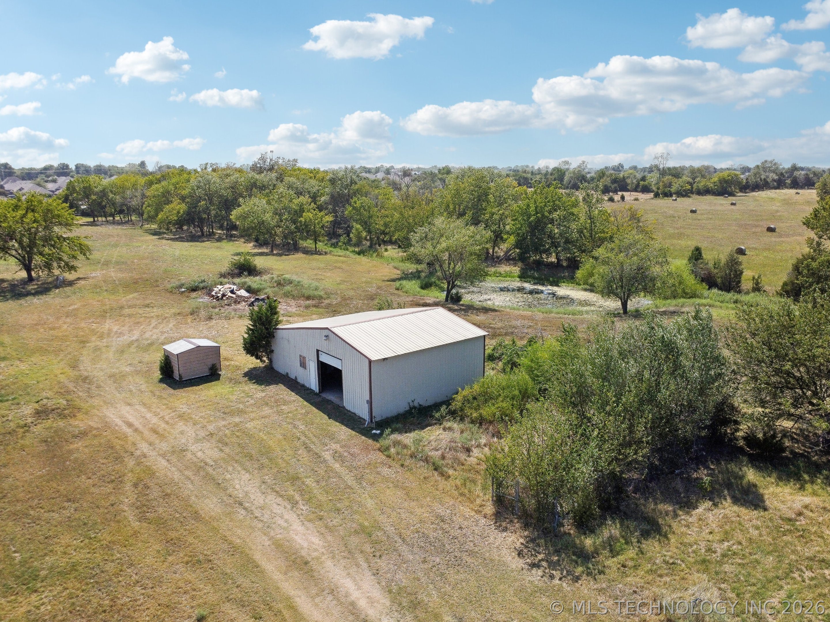11712 E 121st Street North Property Photo 40
