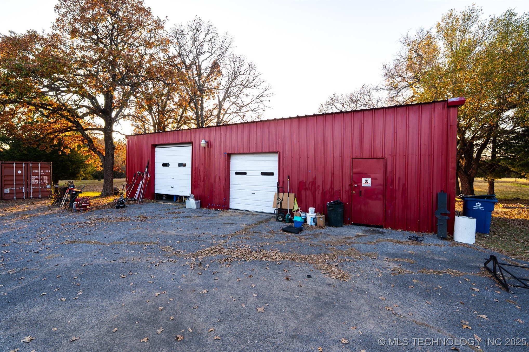 379 Nale Road Property Photo 11