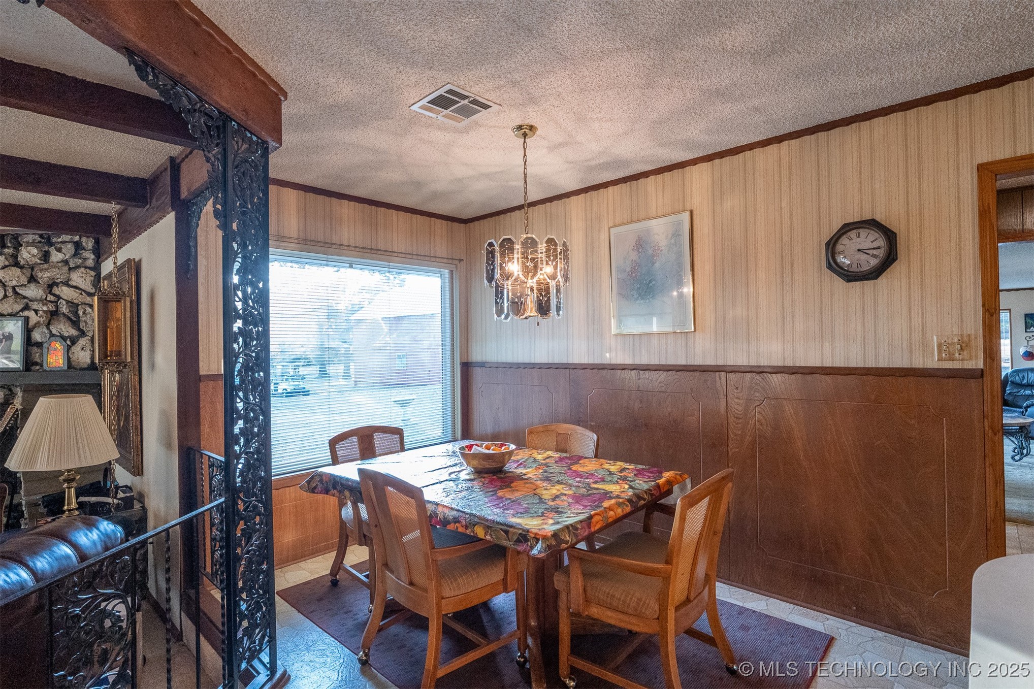 379 Nale Road Property Photo 28