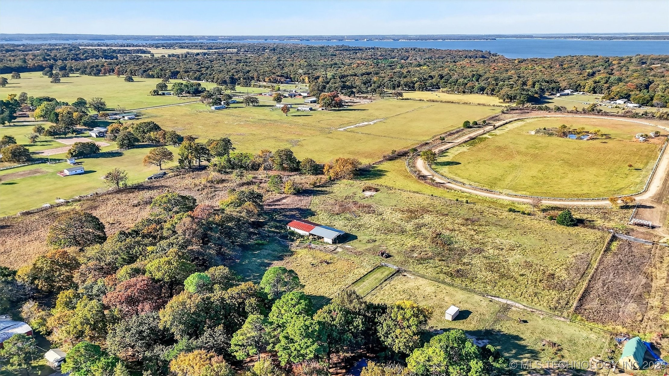 153 Hitching Post Lane Property Photo 6