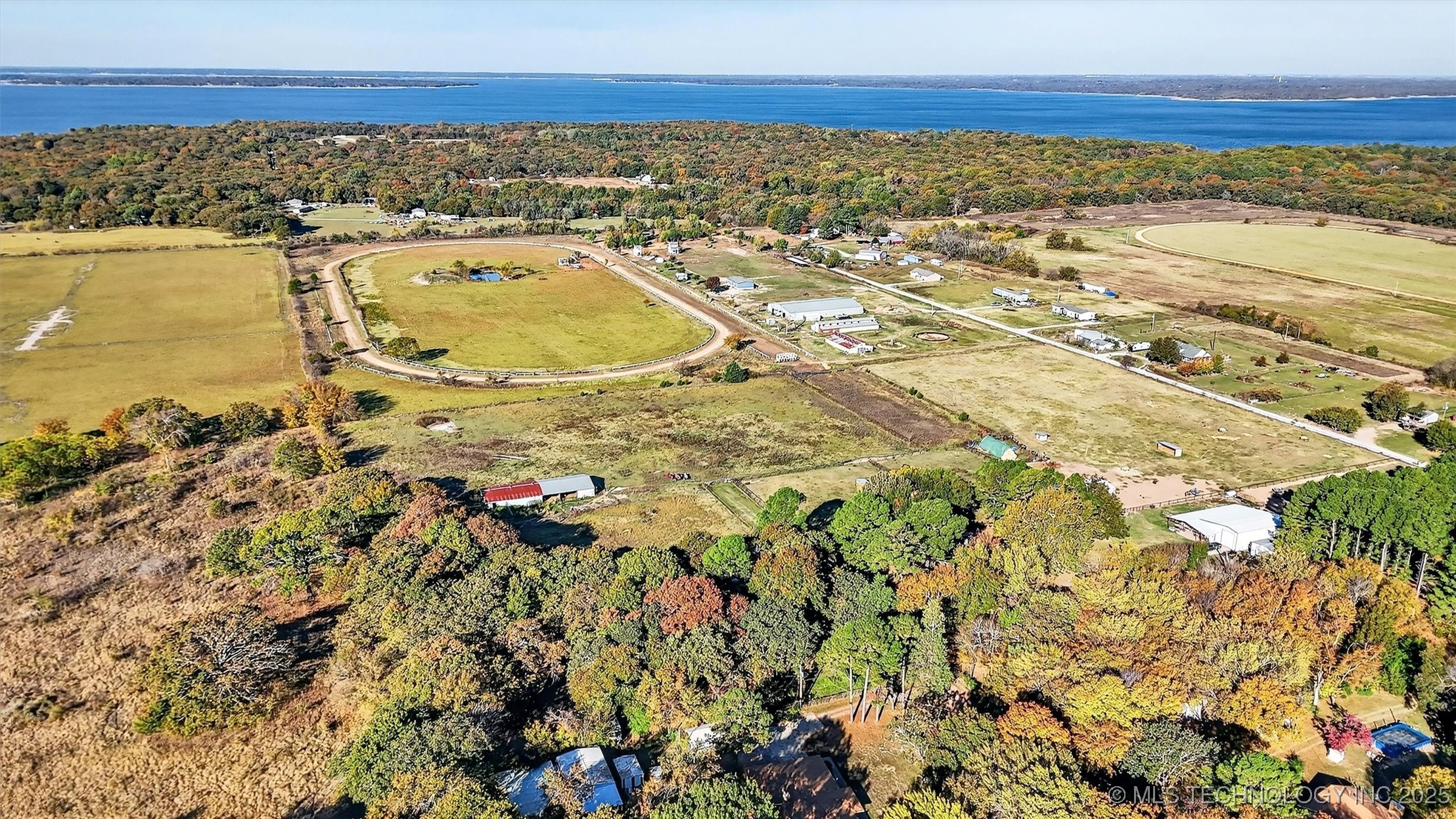 153 Hitching Post Lane Property Photo 9