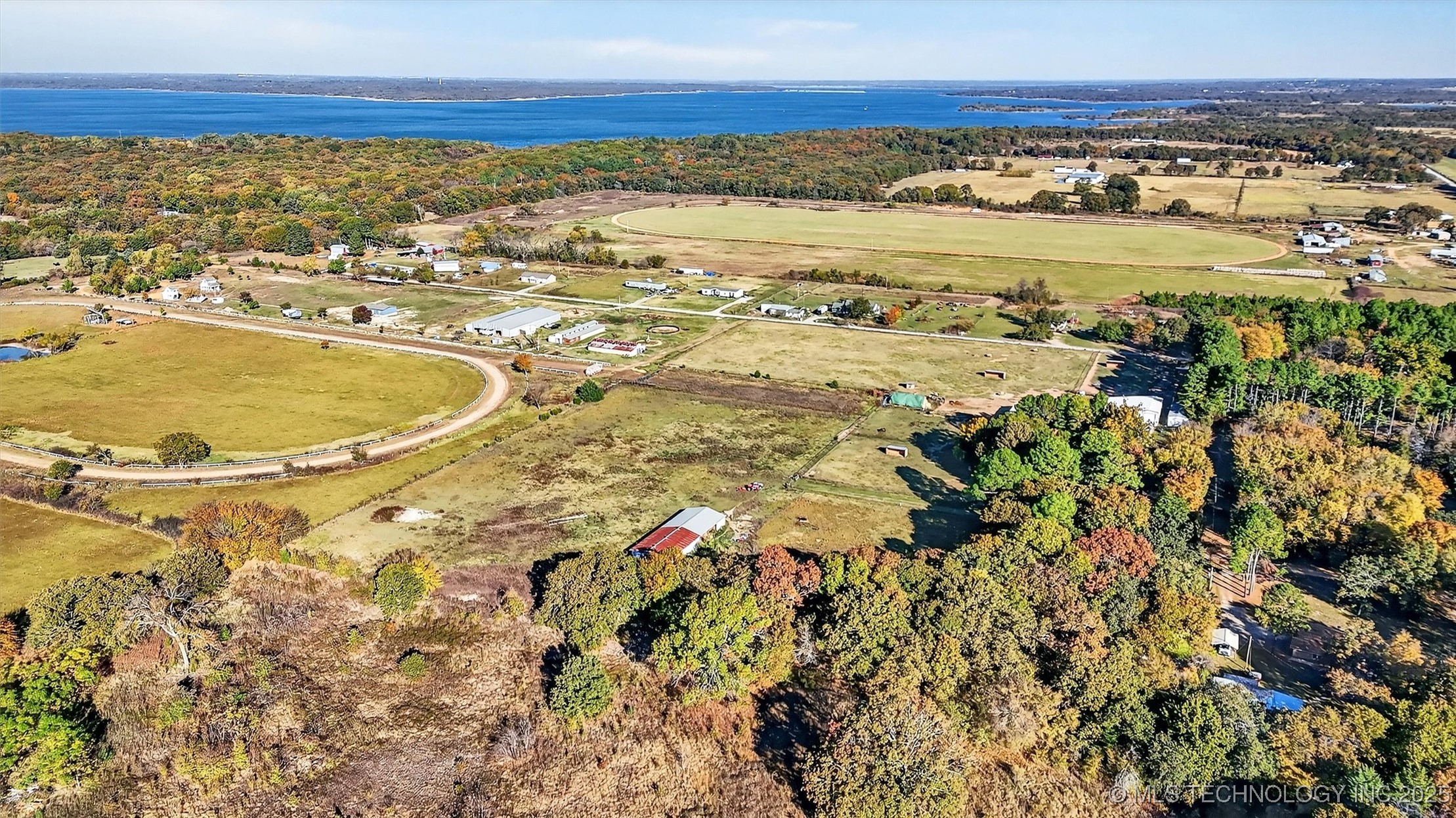 153 Hitching Post Lane Property Photo 10