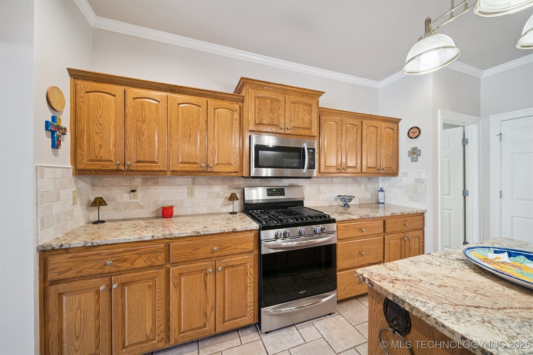 8949 N 139th East Avenue Property Photo 14