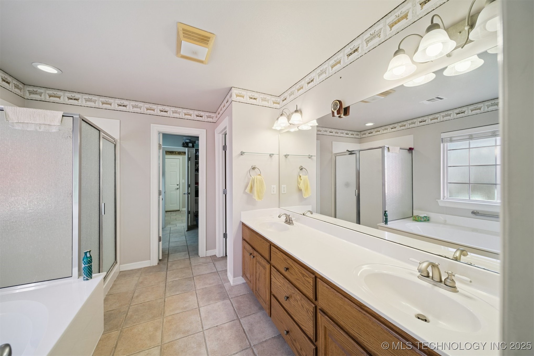 8949 N 139th East Avenue Property Photo 19