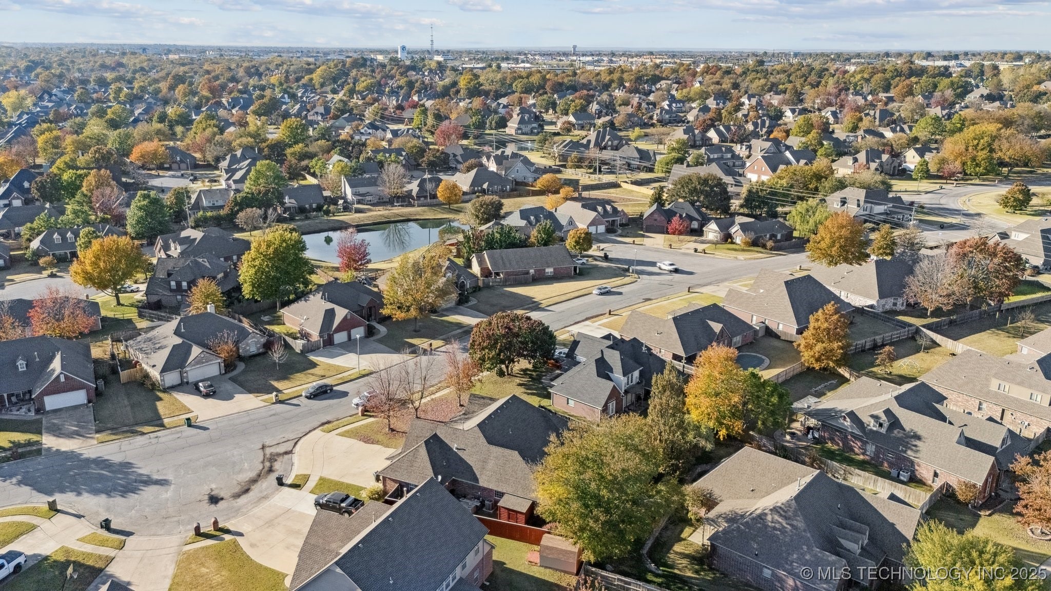 8949 N 139th East Avenue Property Photo 39