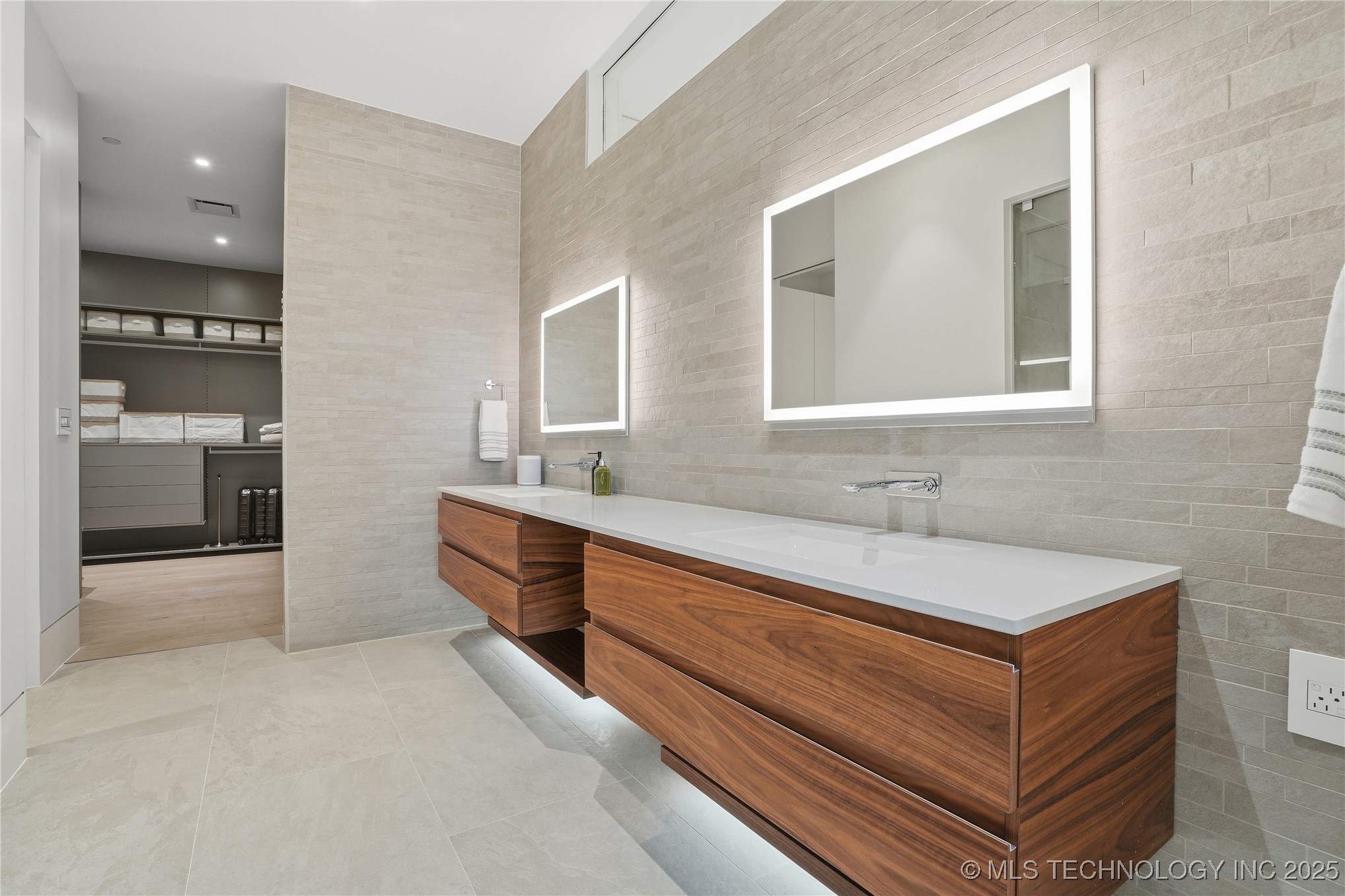 405 N Main Street 6b Property Photo 23