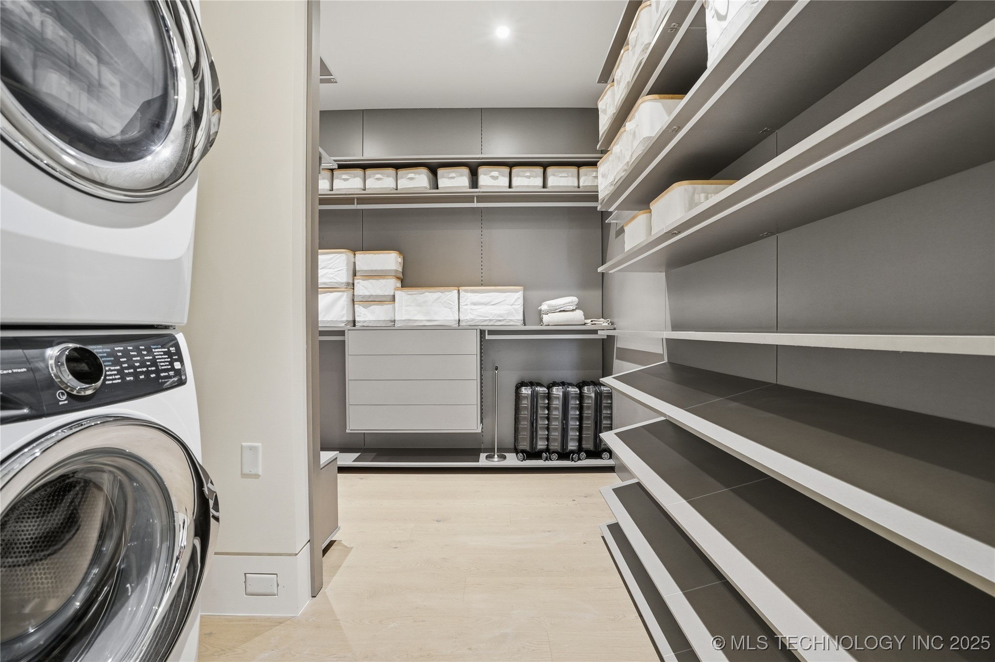 405 N Main Street 6b Property Photo 28