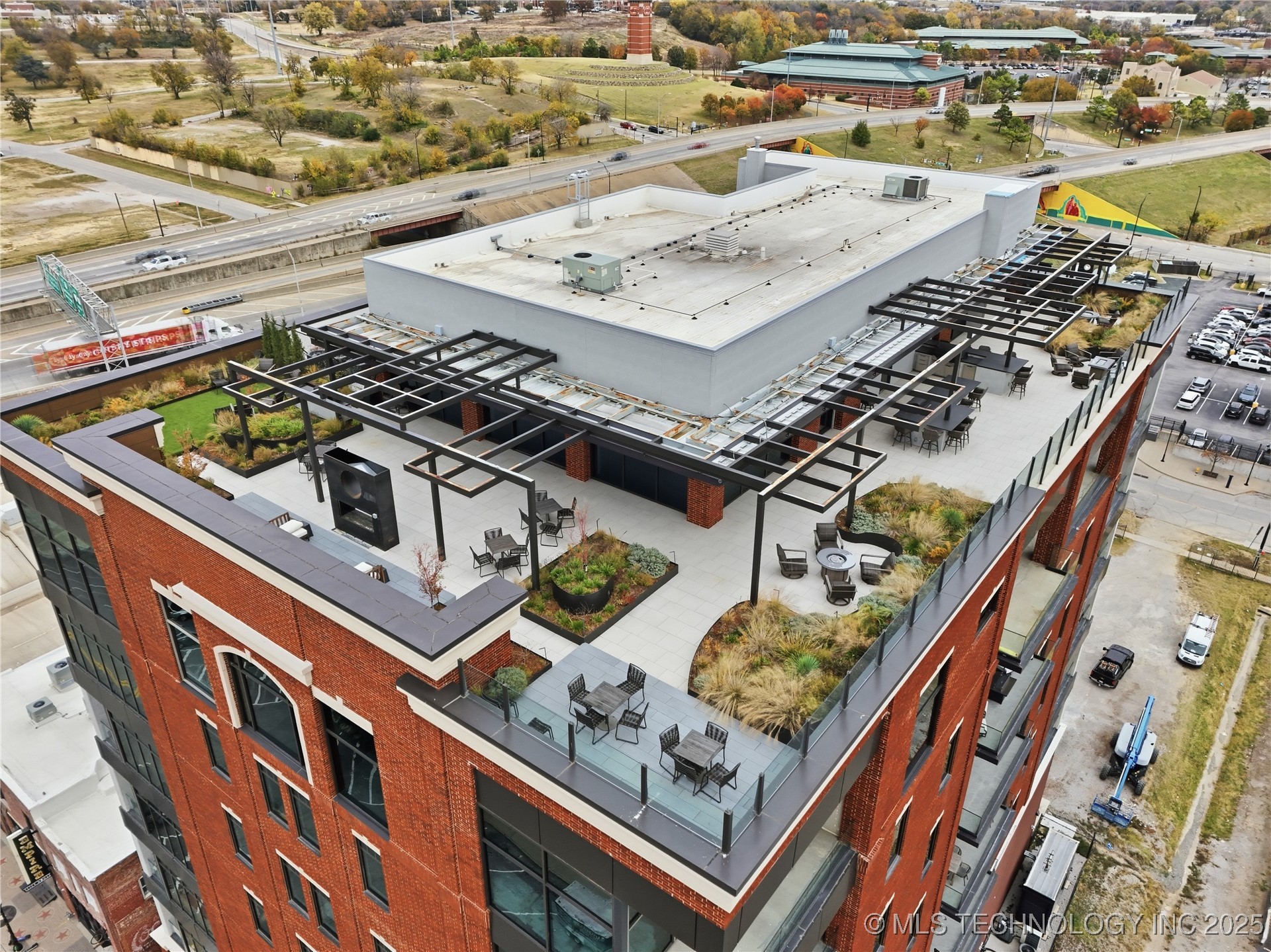 405 N Main Street 6b Property Photo 53