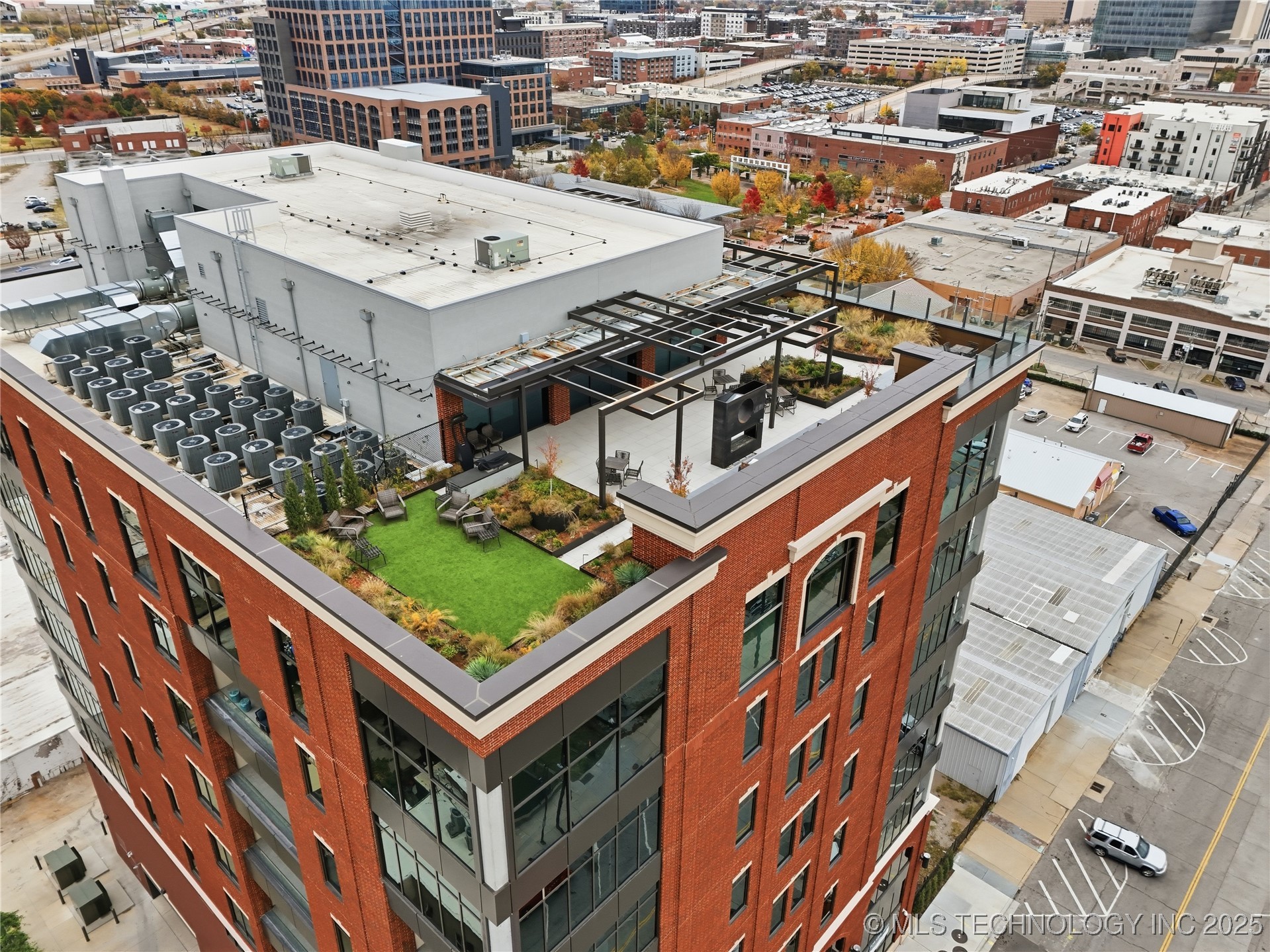 405 N Main Street 6b Property Photo 54