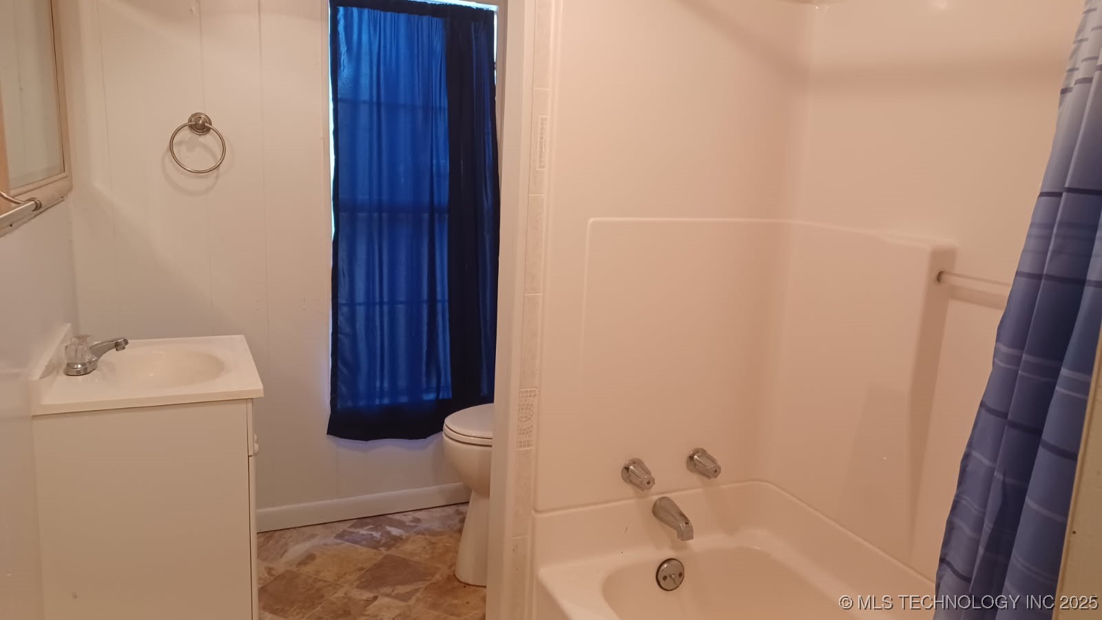 219 W Denbo Street Property Photo 19