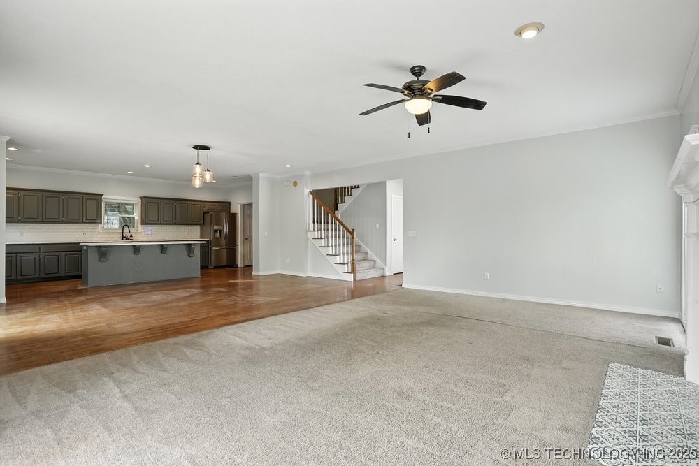 7646 S Fulton Avenue Property Photo 19