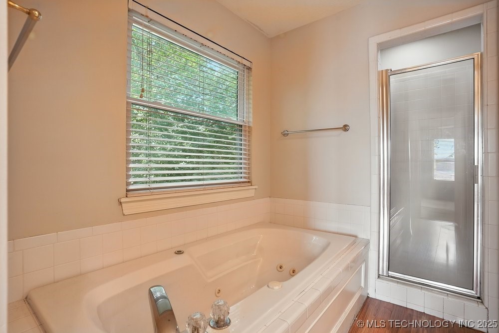 7646 S Fulton Avenue Property Photo 44