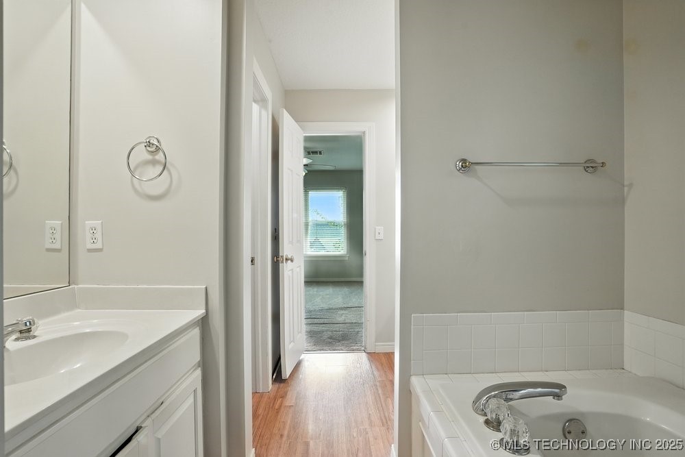 7646 S Fulton Avenue Property Photo 46