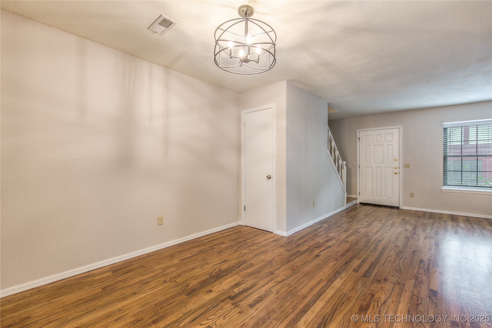 209 W 17 Street C Property Photo 10