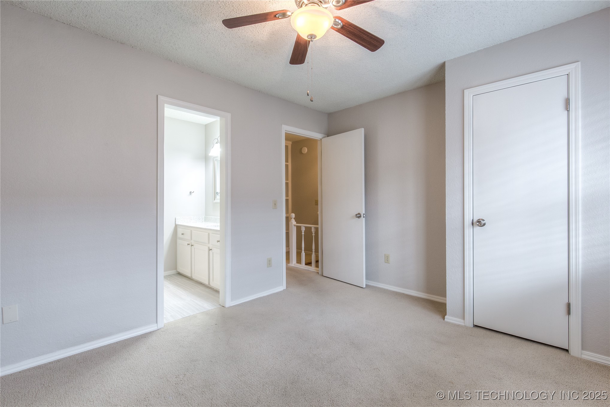 209 W 17 Street C Property Photo 21