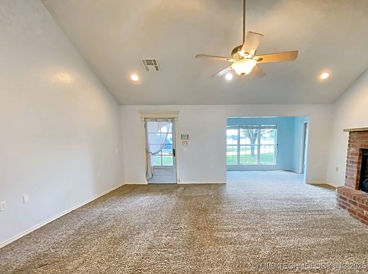 2009 Trailwood Street Property Photo 3