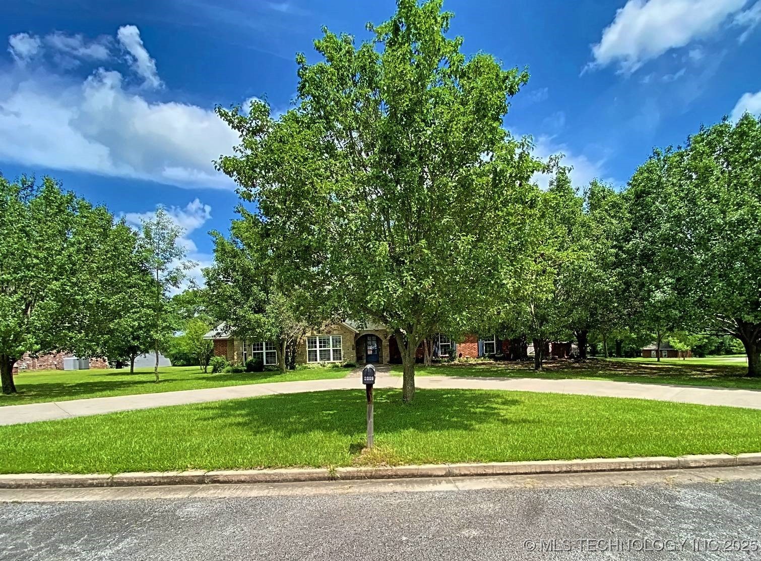 2009 Trailwood Street Property Photo 30